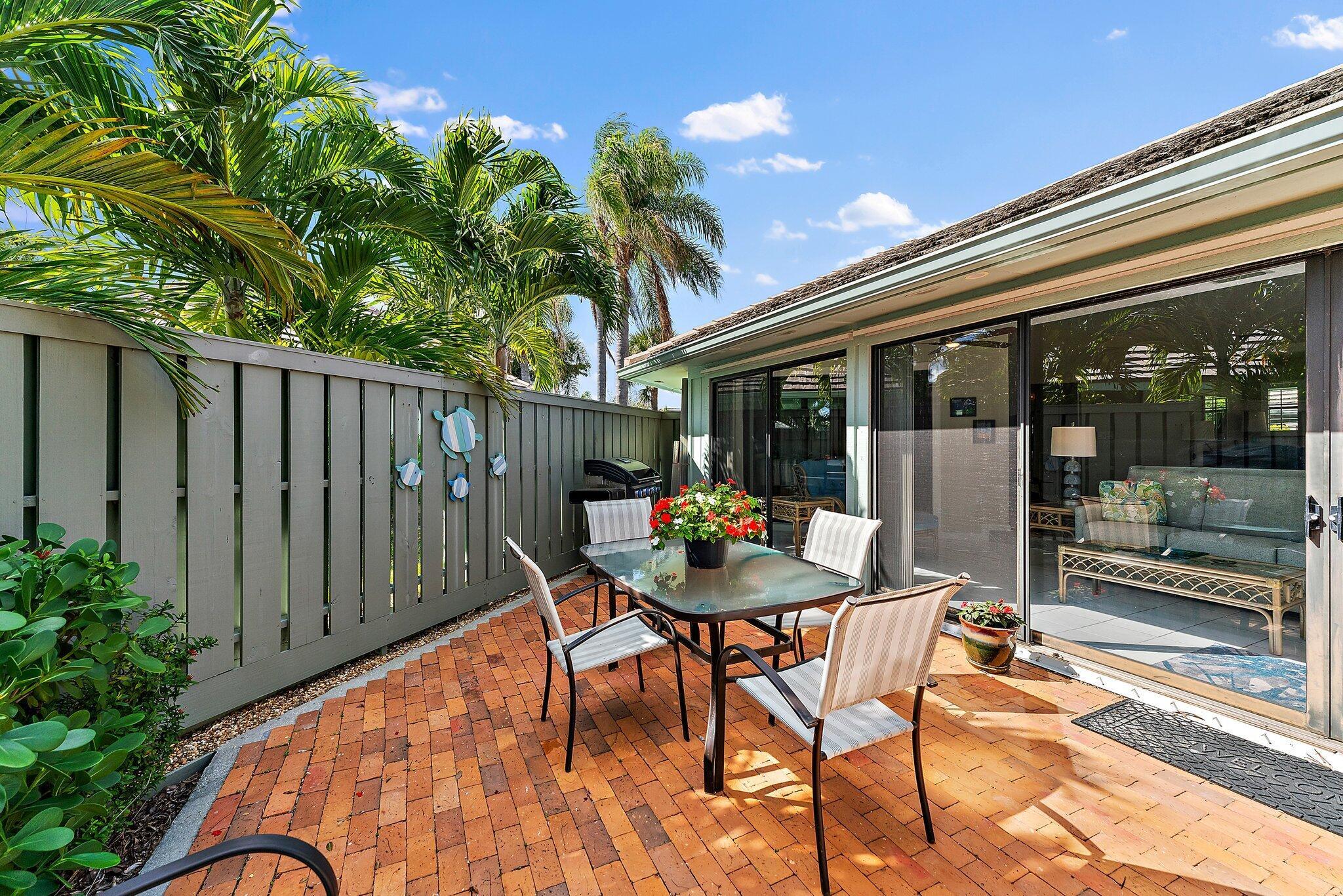 1127 E Seminole Ave #4b Jupiter, FL 33477