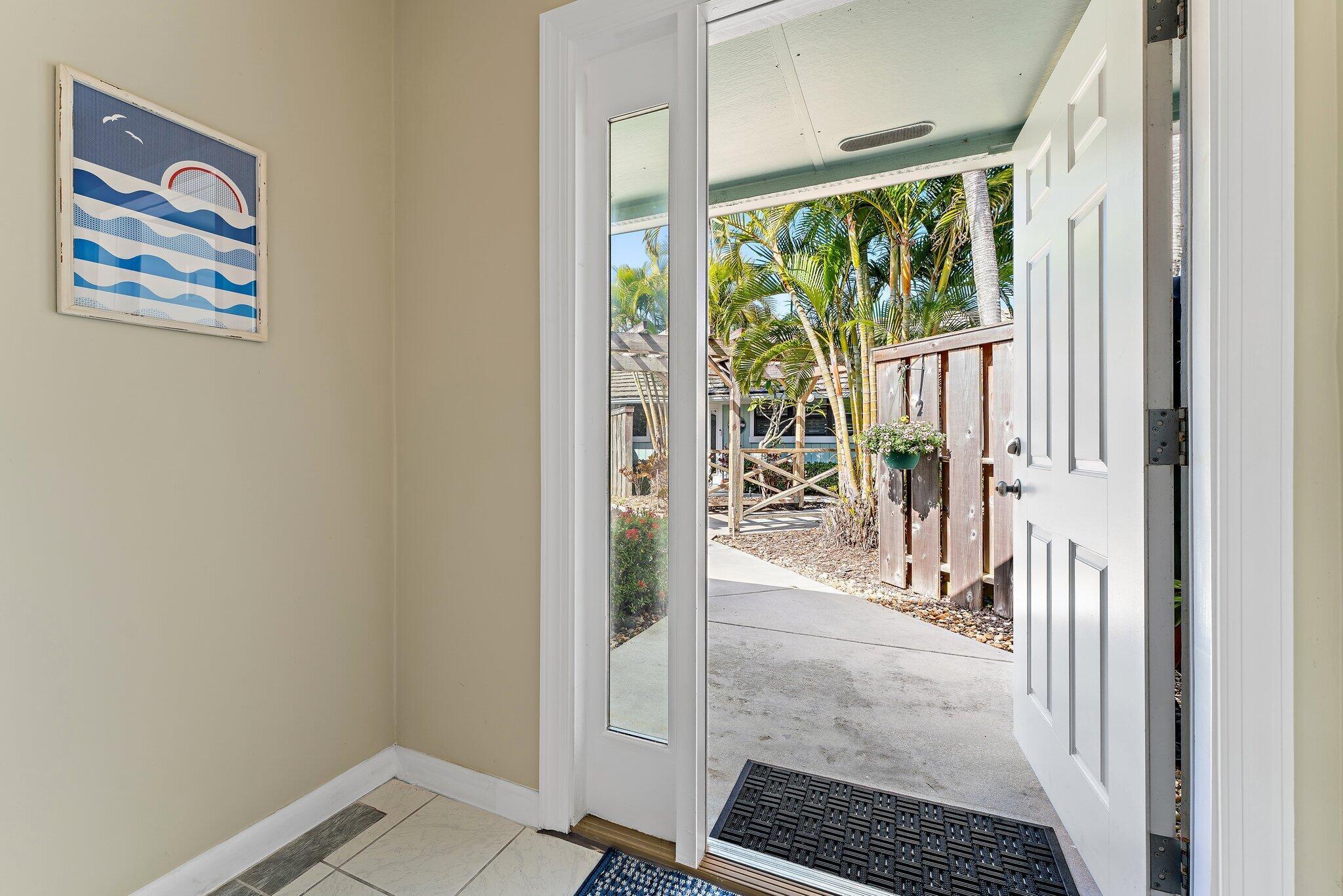 1127 E Seminole Ave #4b Jupiter, FL 33477