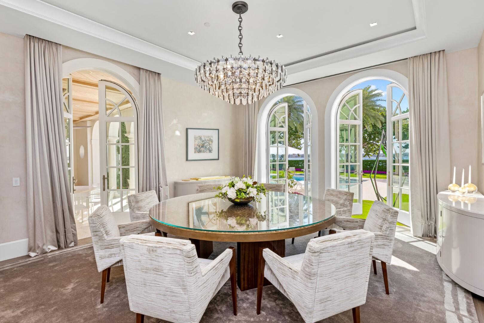 1350 N Lake Way Palm Beach, FL 33480 1350 N Lake Way Palm Beach, FL 33480