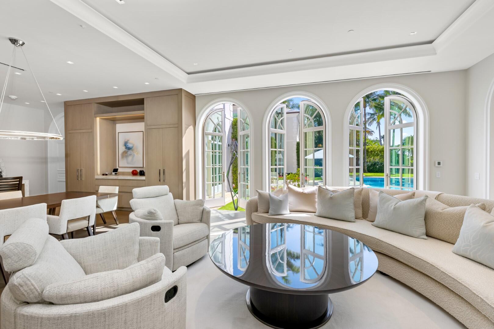 1350 N Lake Way Palm Beach, FL 33480 1350 N Lake Way Palm Beach, FL 33480