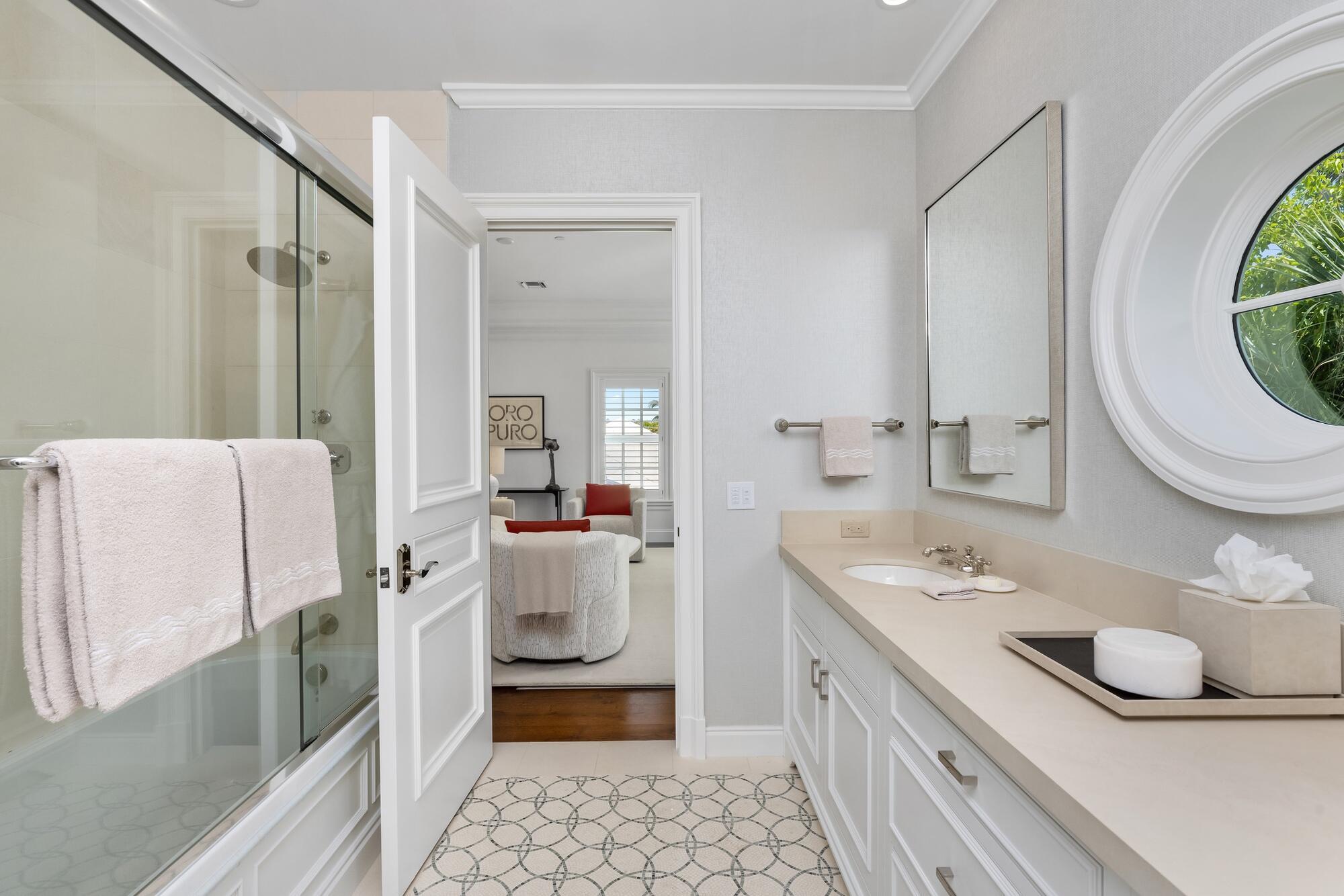 1350 N Lake Way Palm Beach, FL 33480 1350 N Lake Way Palm Beach, FL 33480