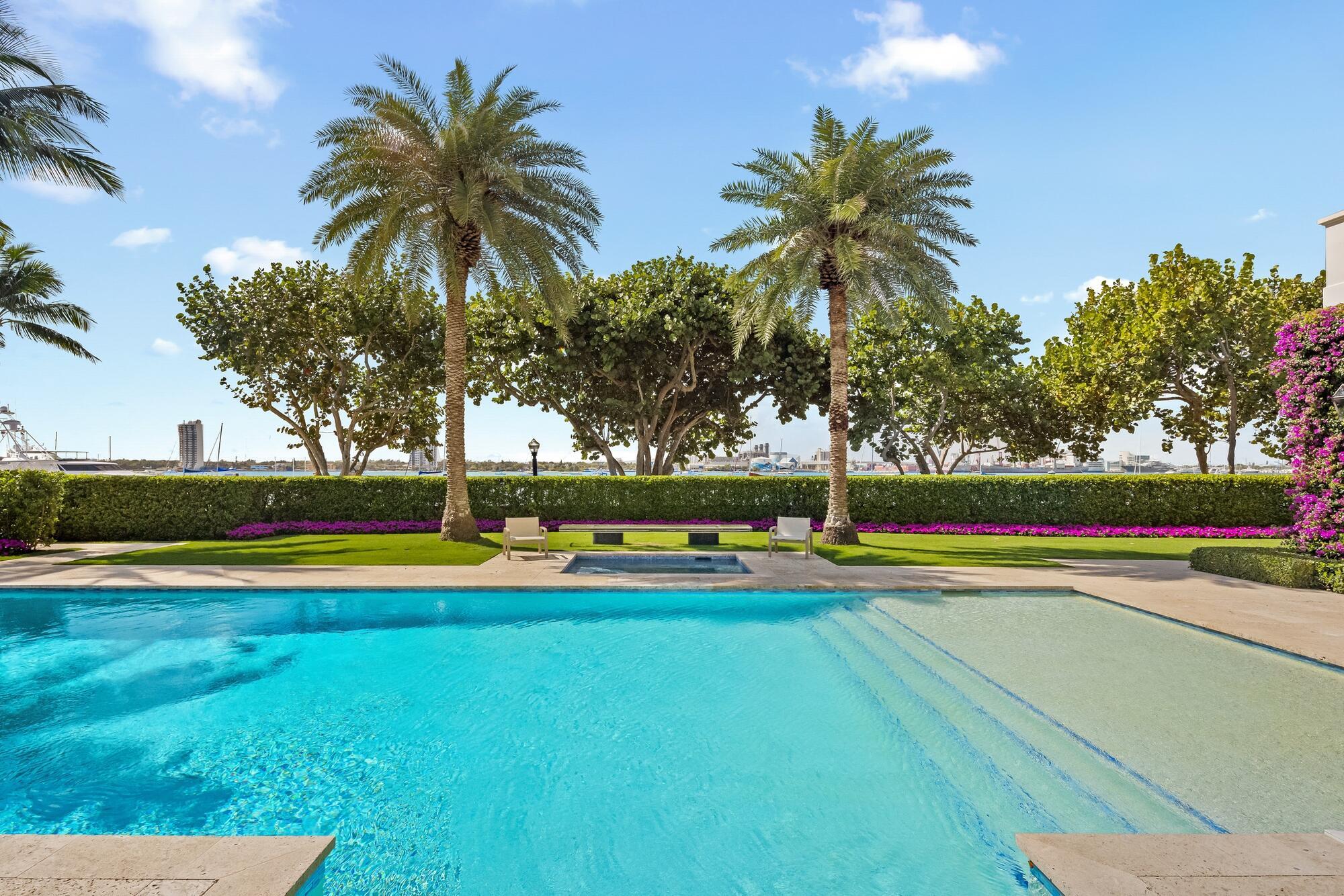 1350 N Lake Way Palm Beach, FL 33480 1350 N Lake Way Palm Beach, FL 33480
