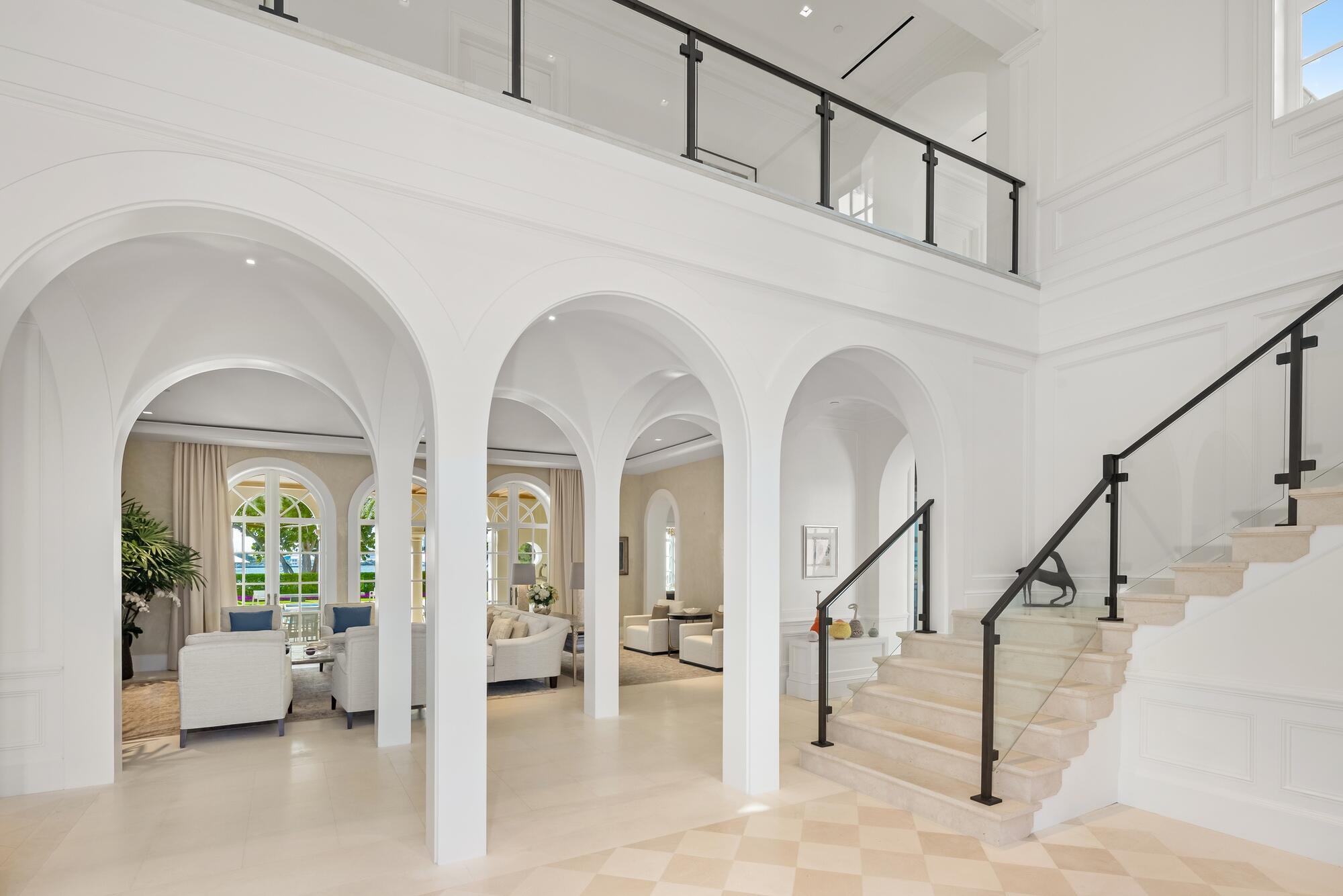 1350 N Lake Way Palm Beach, FL 33480 1350 N Lake Way Palm Beach, FL 33480