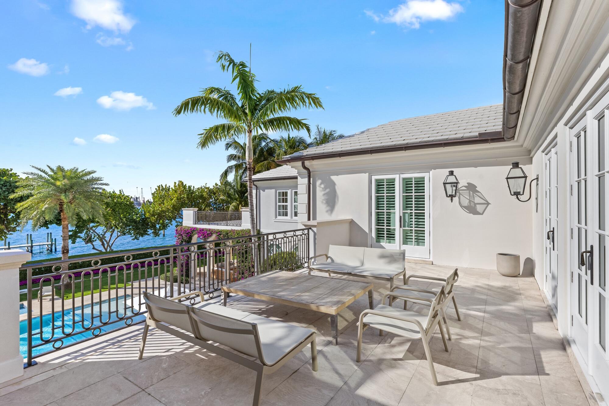 1350 N Lake Way Palm Beach, FL 33480