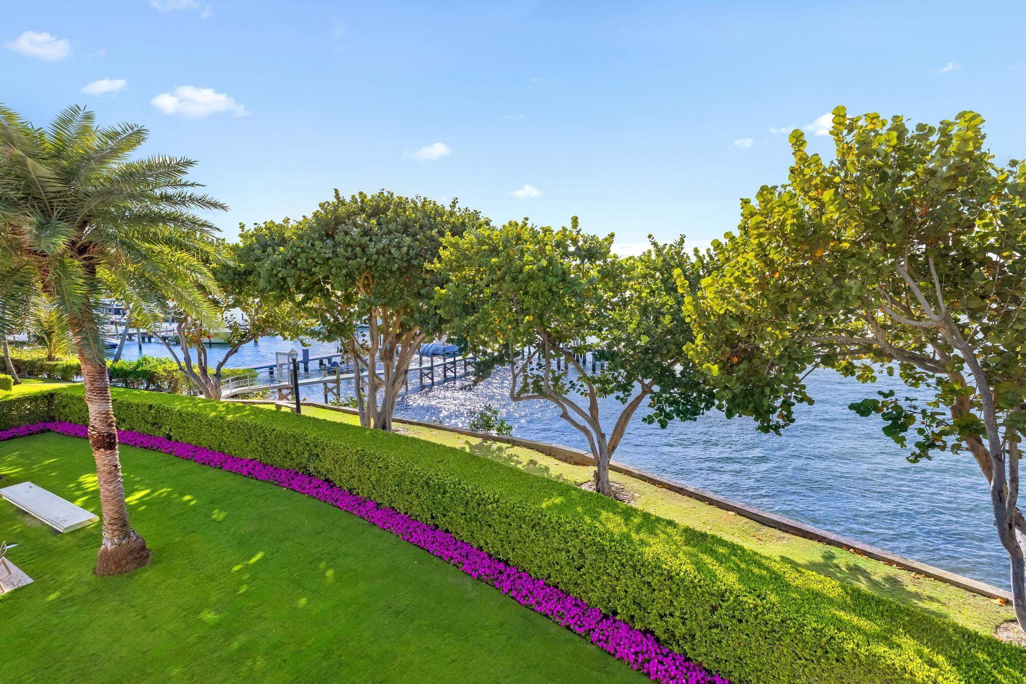 1350 N Lake Way Palm Beach, FL 33480