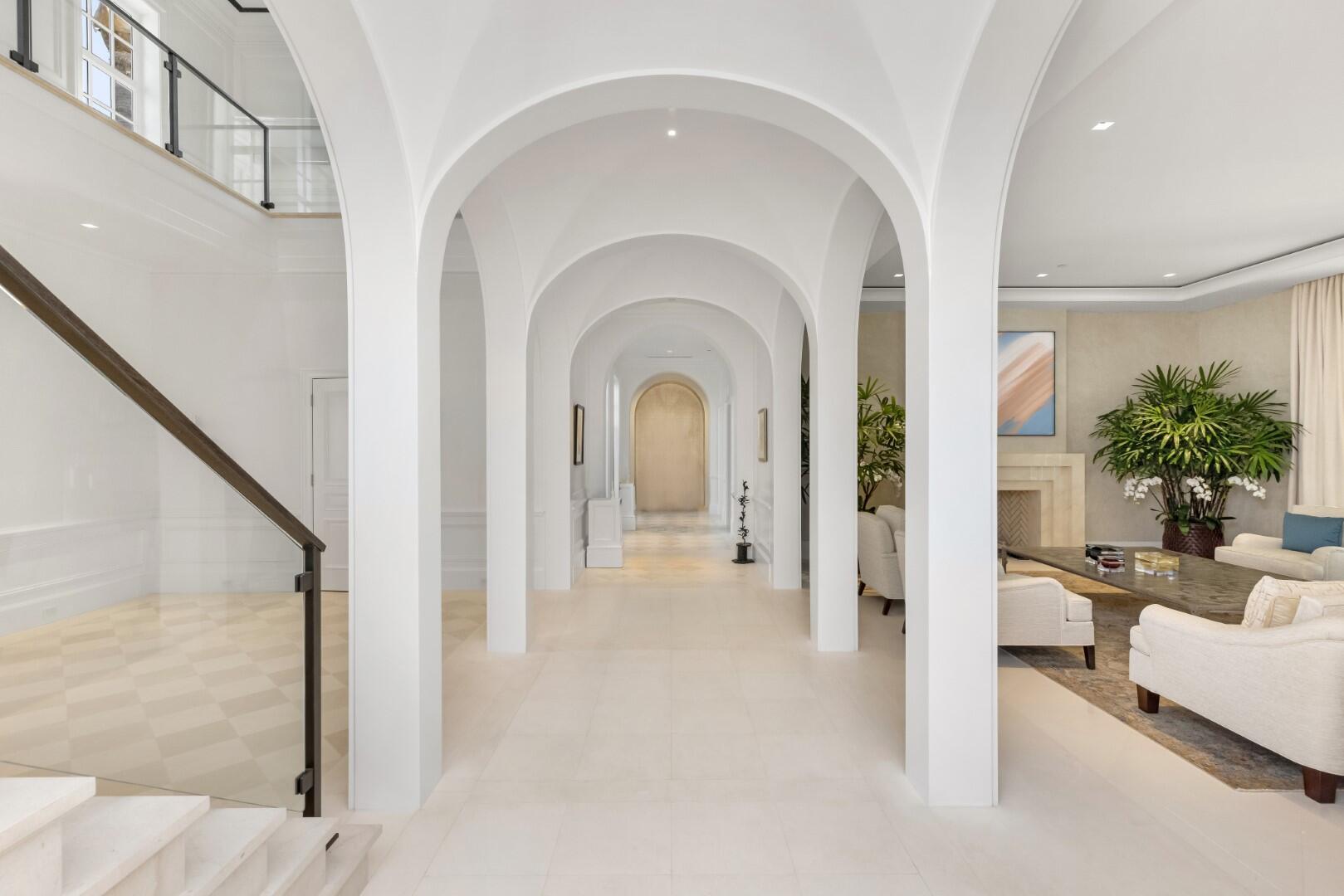 1350 N Lake Way Palm Beach, FL 33480 1350 N Lake Way Palm Beach, FL 33480