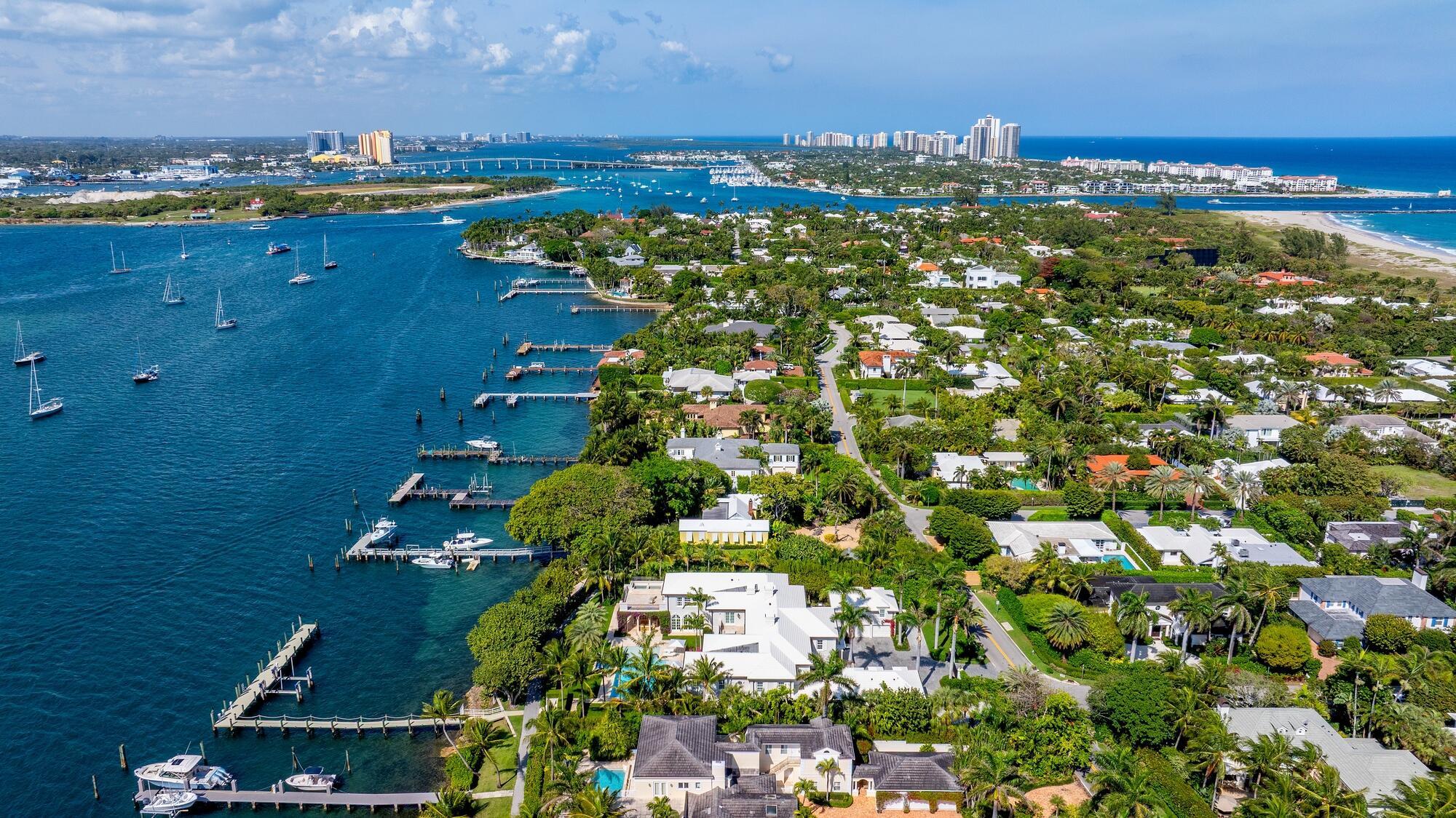 1350 N Lake Way Palm Beach, FL 33480