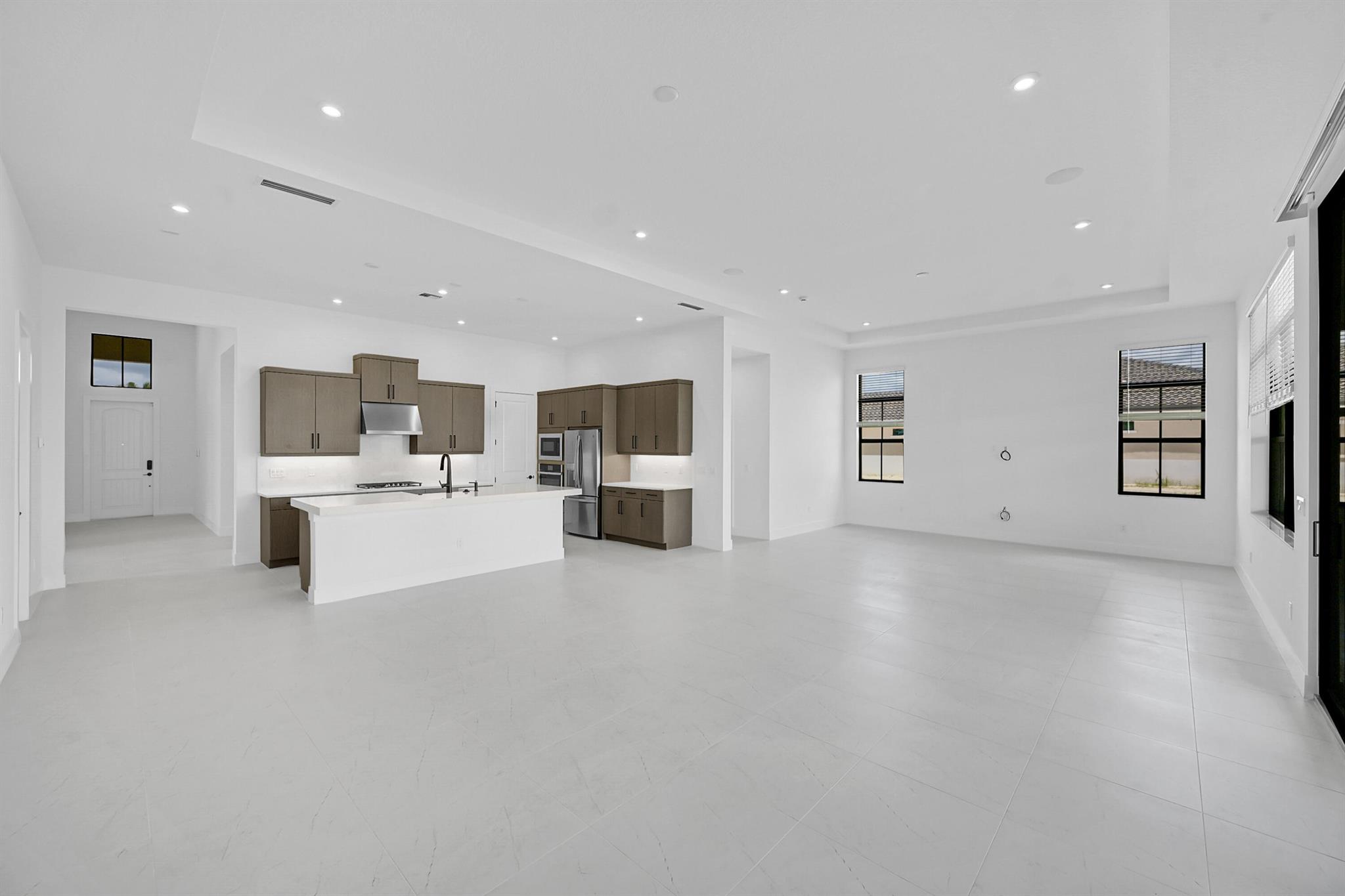 9528 St Germain Dr,Palm Beach Gardens, FL 33412