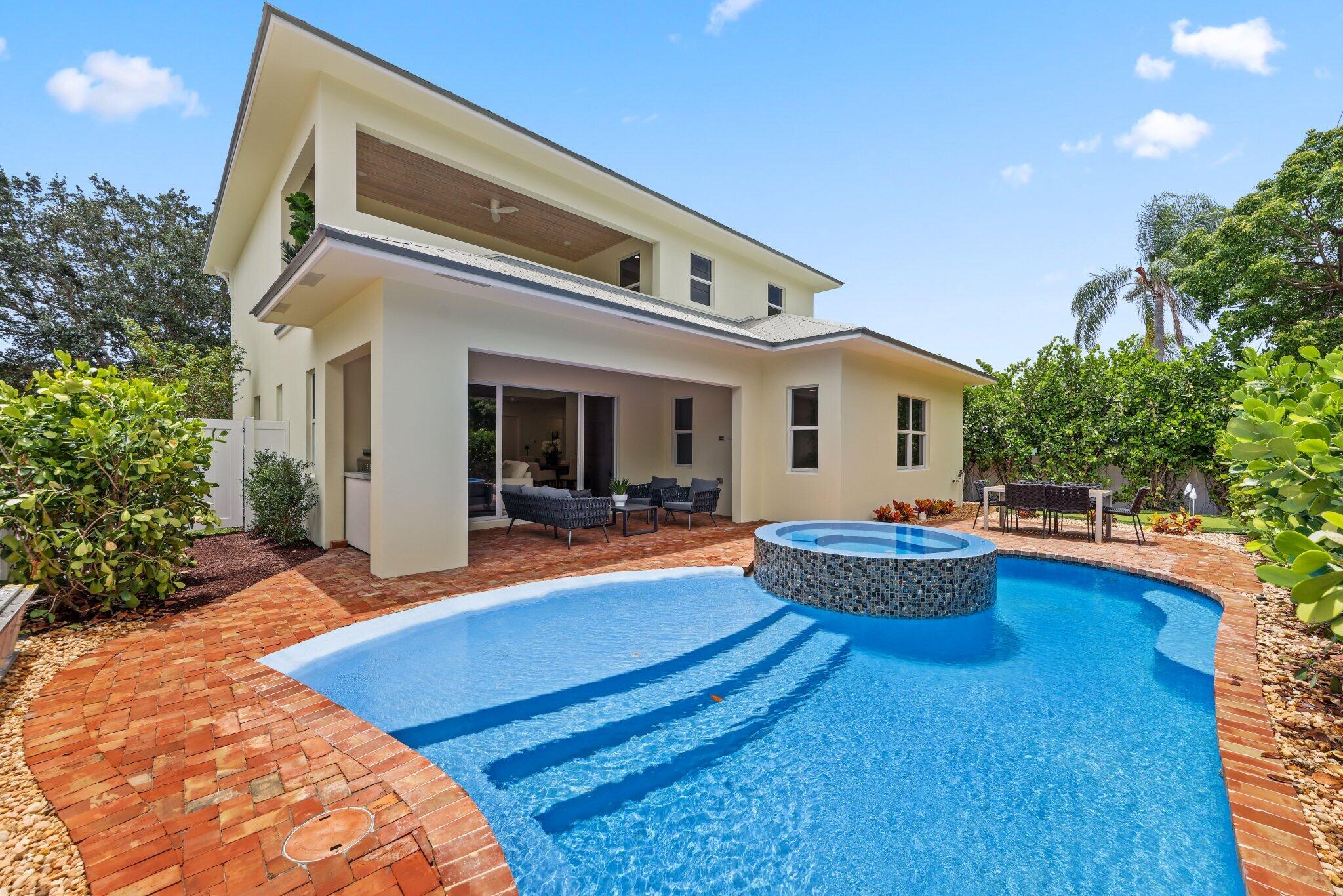 115 Magic Way Jupiter, FL 33458