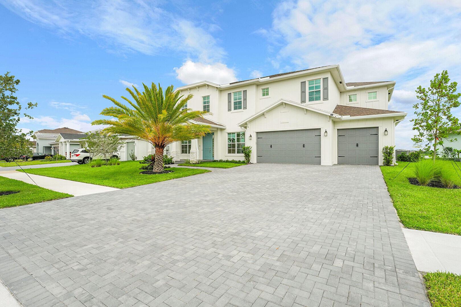 601 Hookline Cir