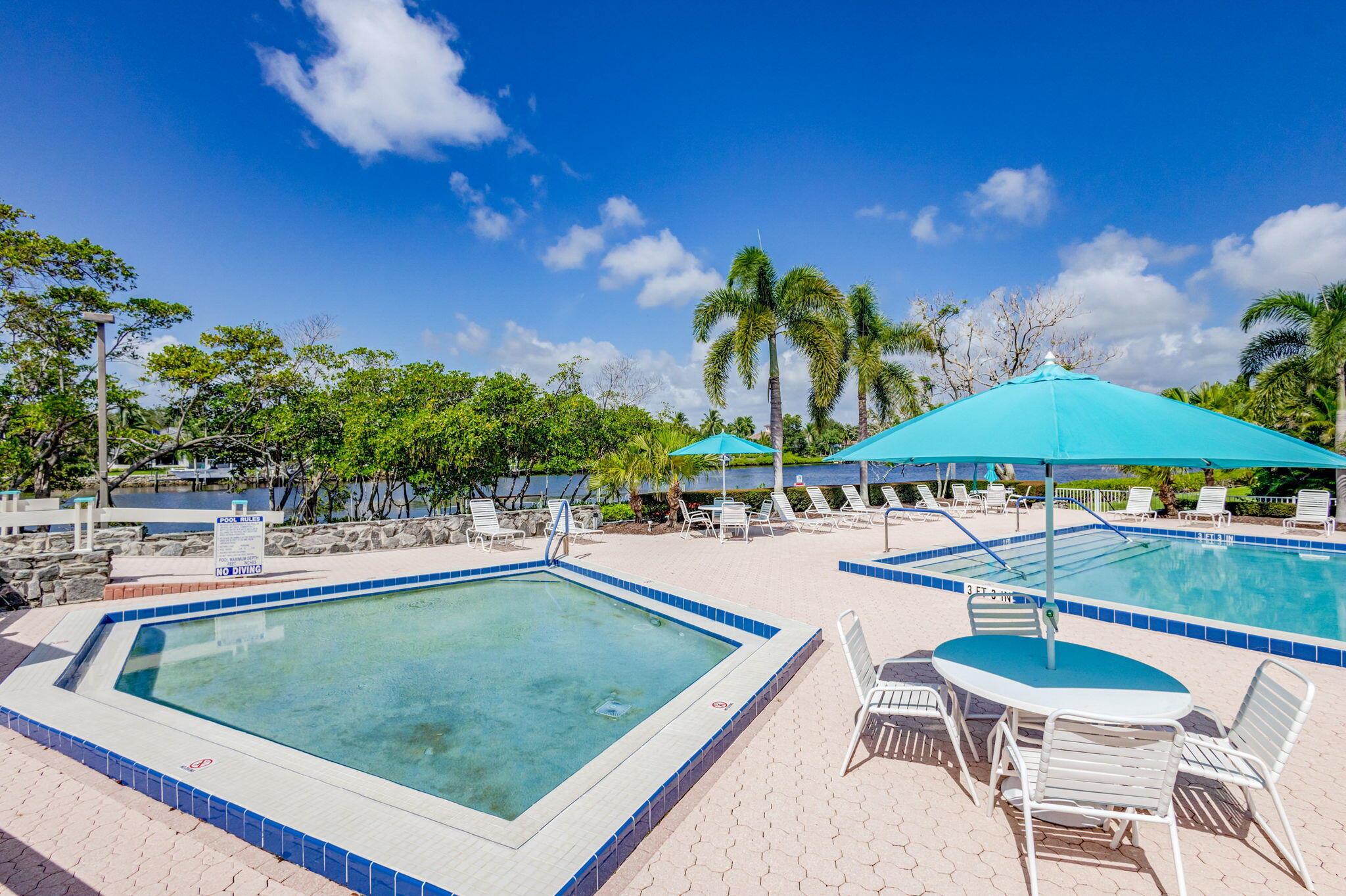 18390 SE Wood Hvn Ln #D Jupiter, FL 33469