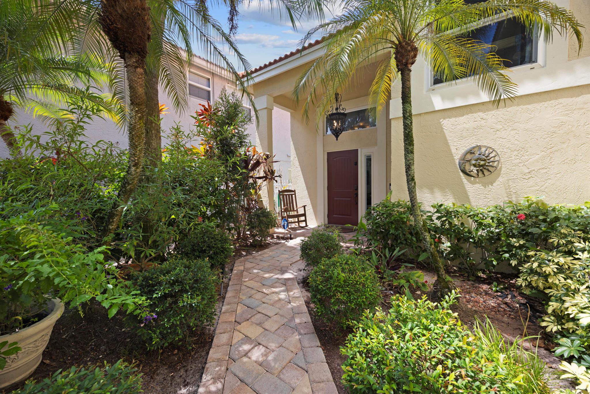 10454 Buena Ventura Dr