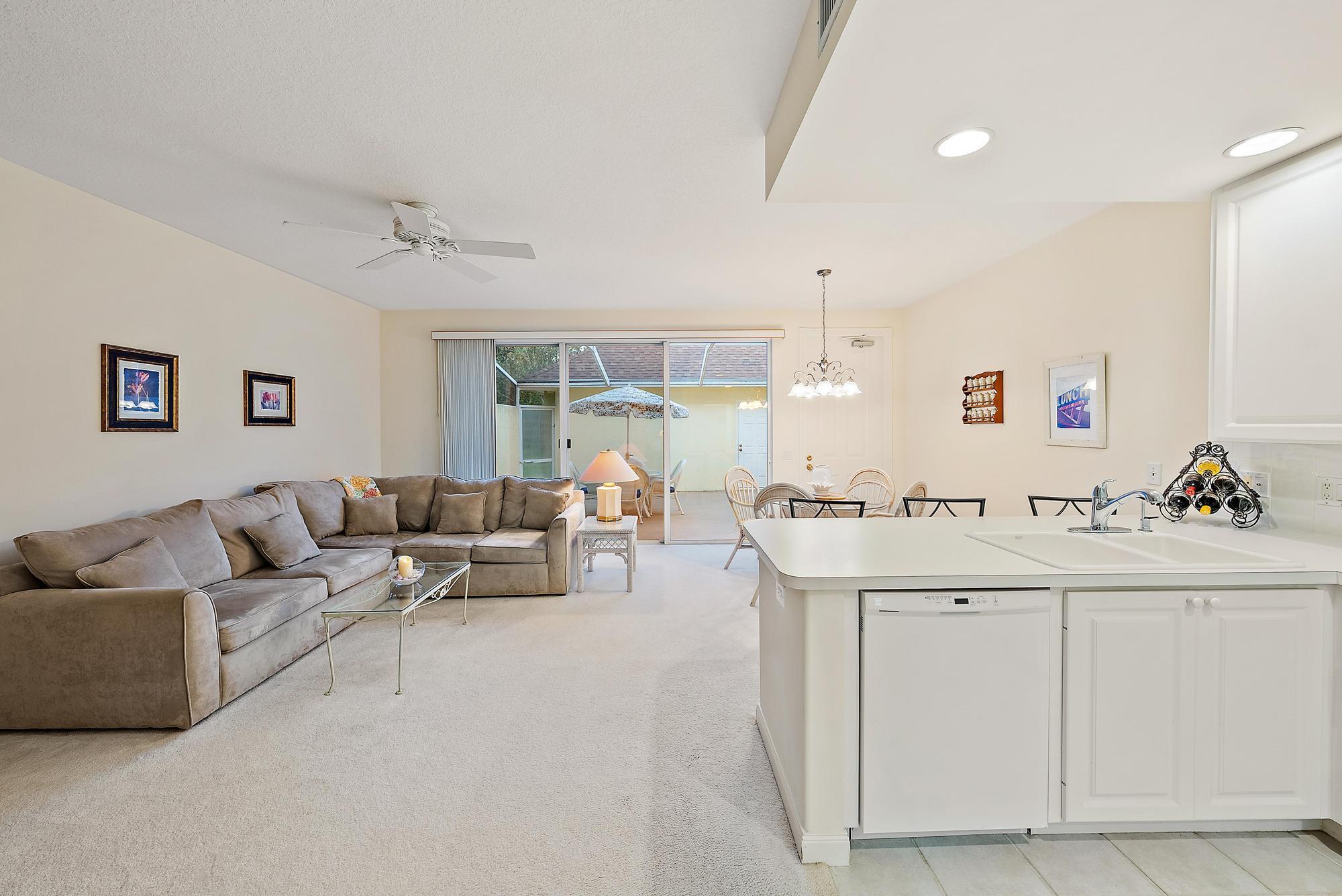 277 New Hvn Blvd Jupiter, FL 33458