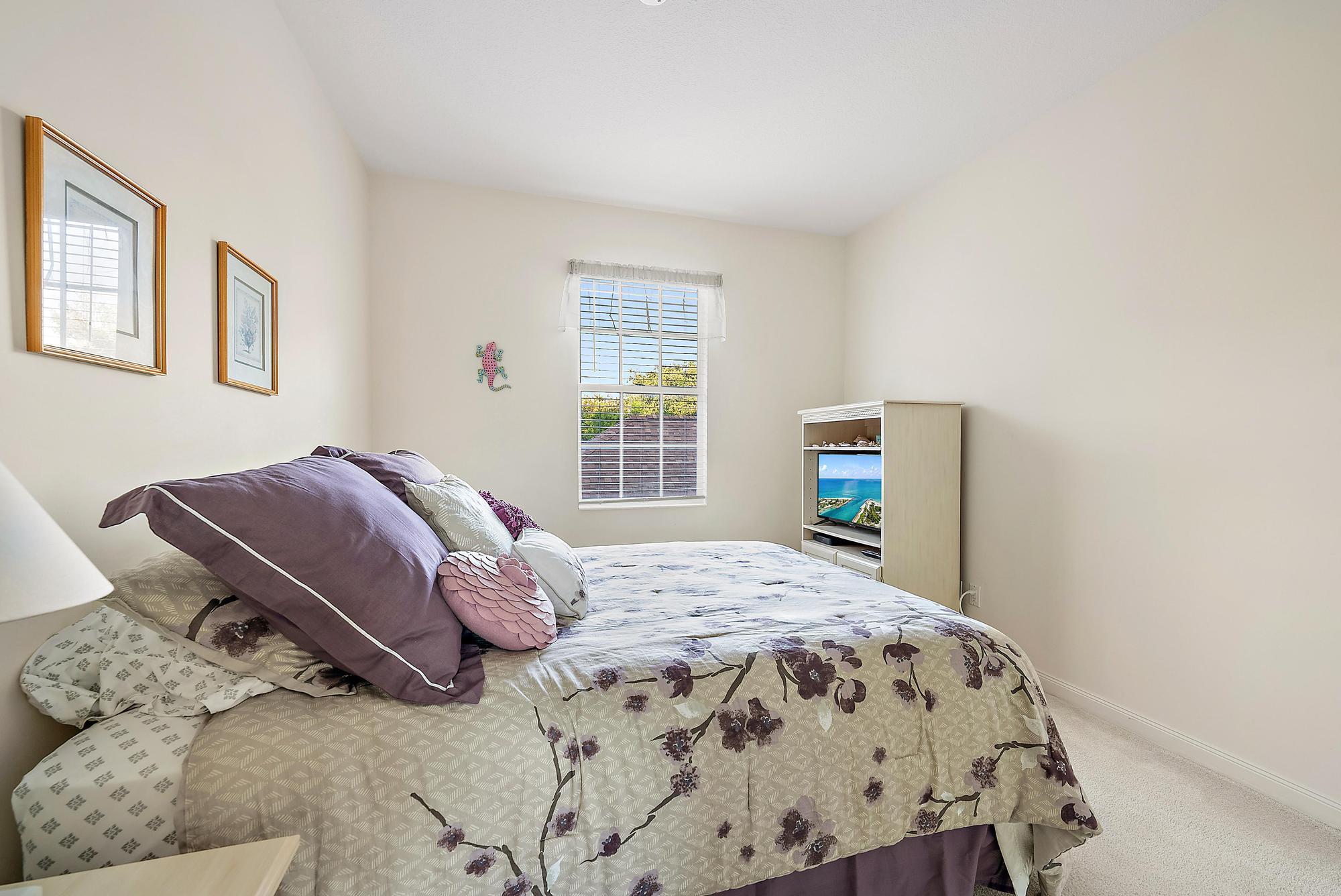 277 New Hvn Blvd Jupiter, FL 33458