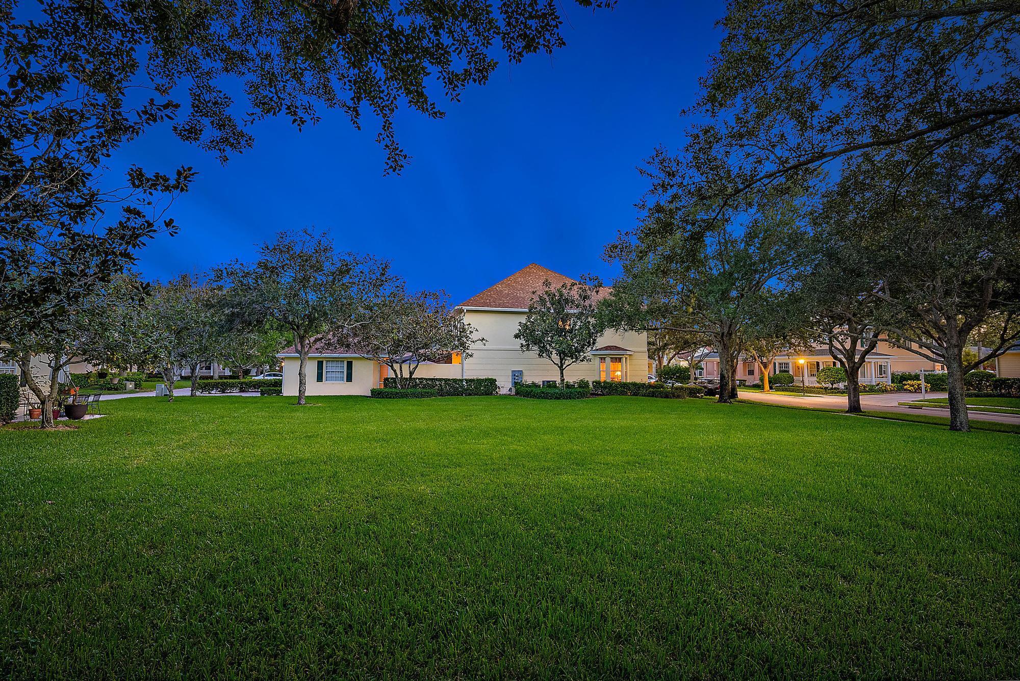 277 New Hvn Blvd Jupiter, FL 33458