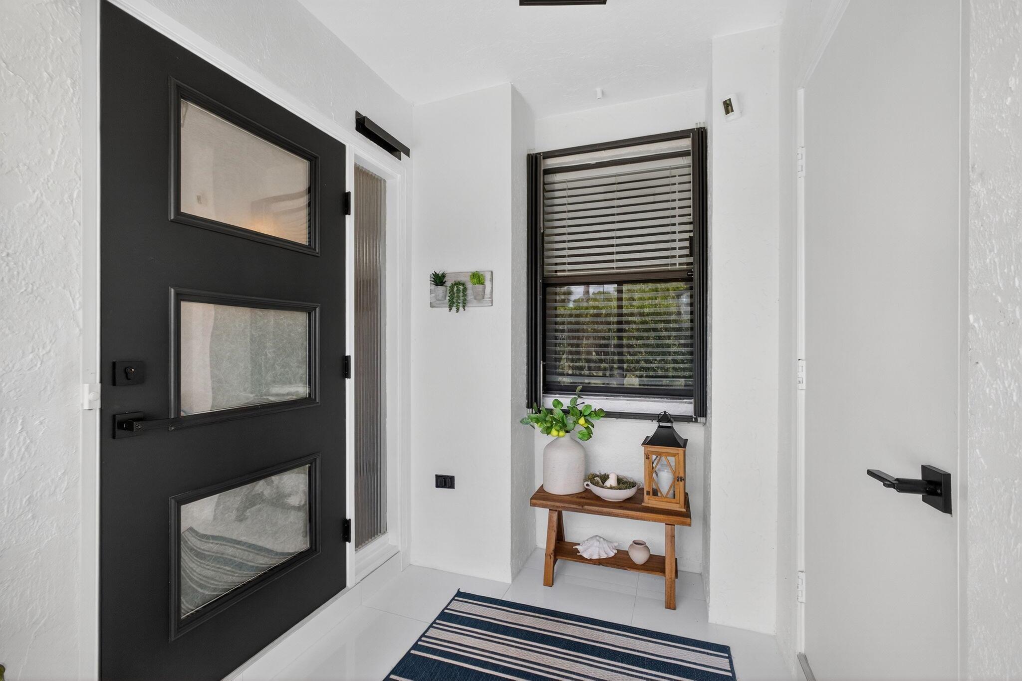 101 Half Moon Cir #B Jupiter, FL 33458