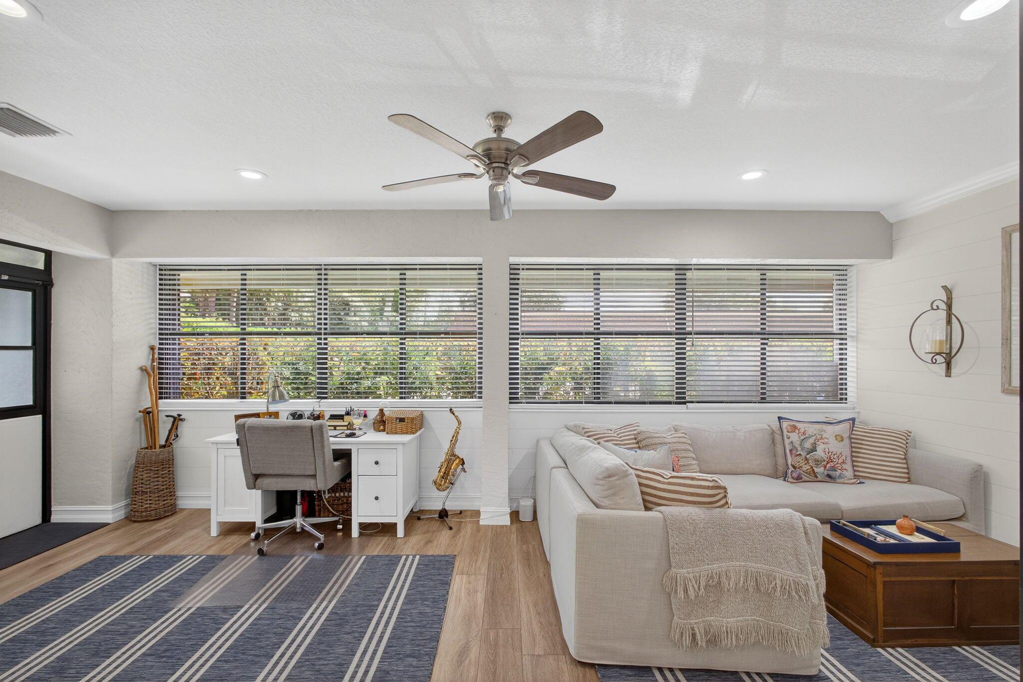 101 Half Moon Cir #B Jupiter, FL 33458