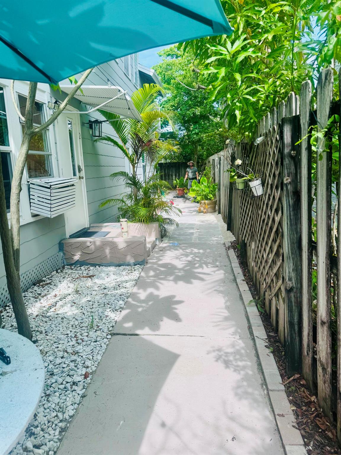 204 S M St #Upstairs Unit