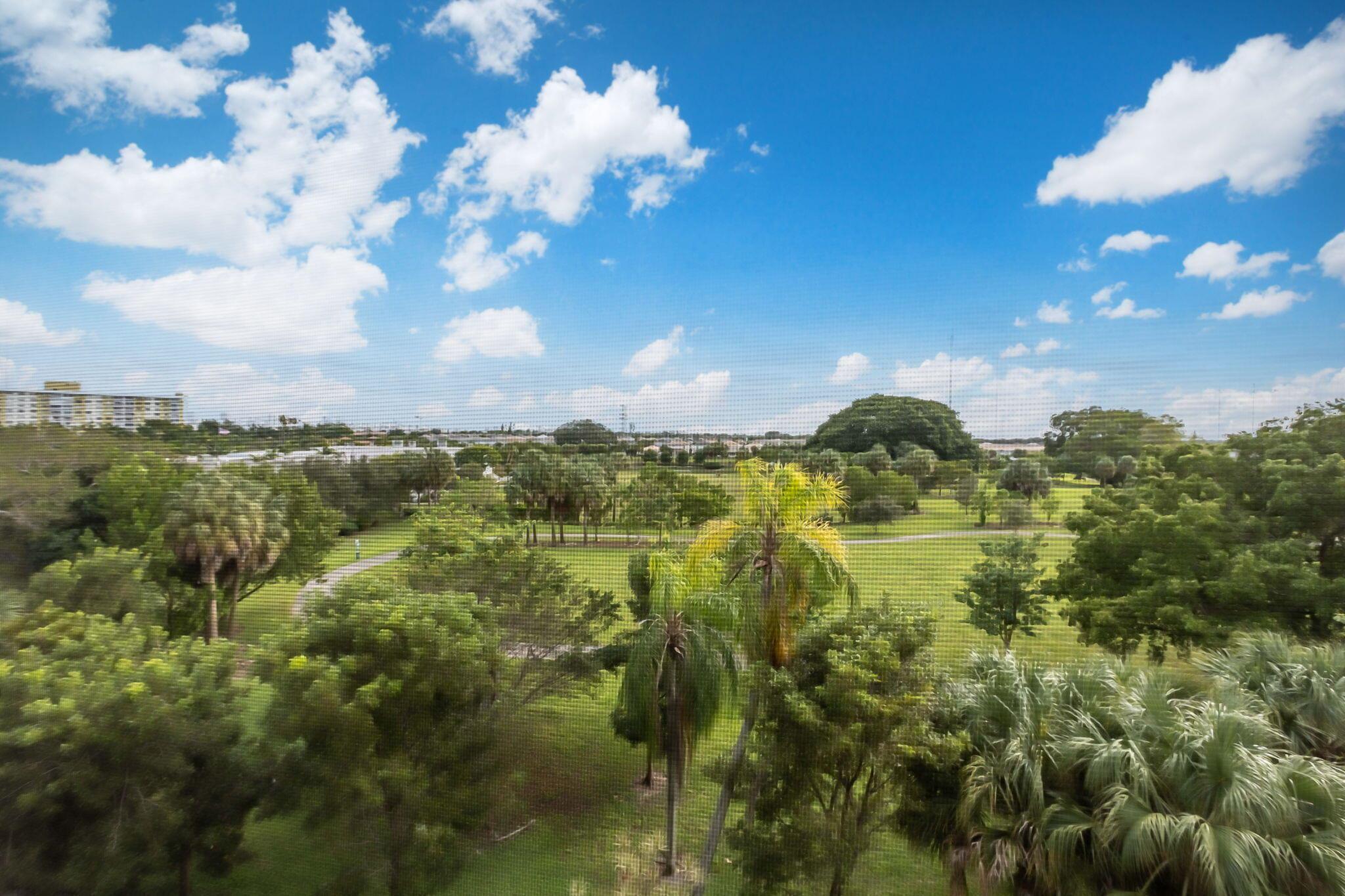 4800 Hillcrest Ln #503 Hollywood, FL 33021