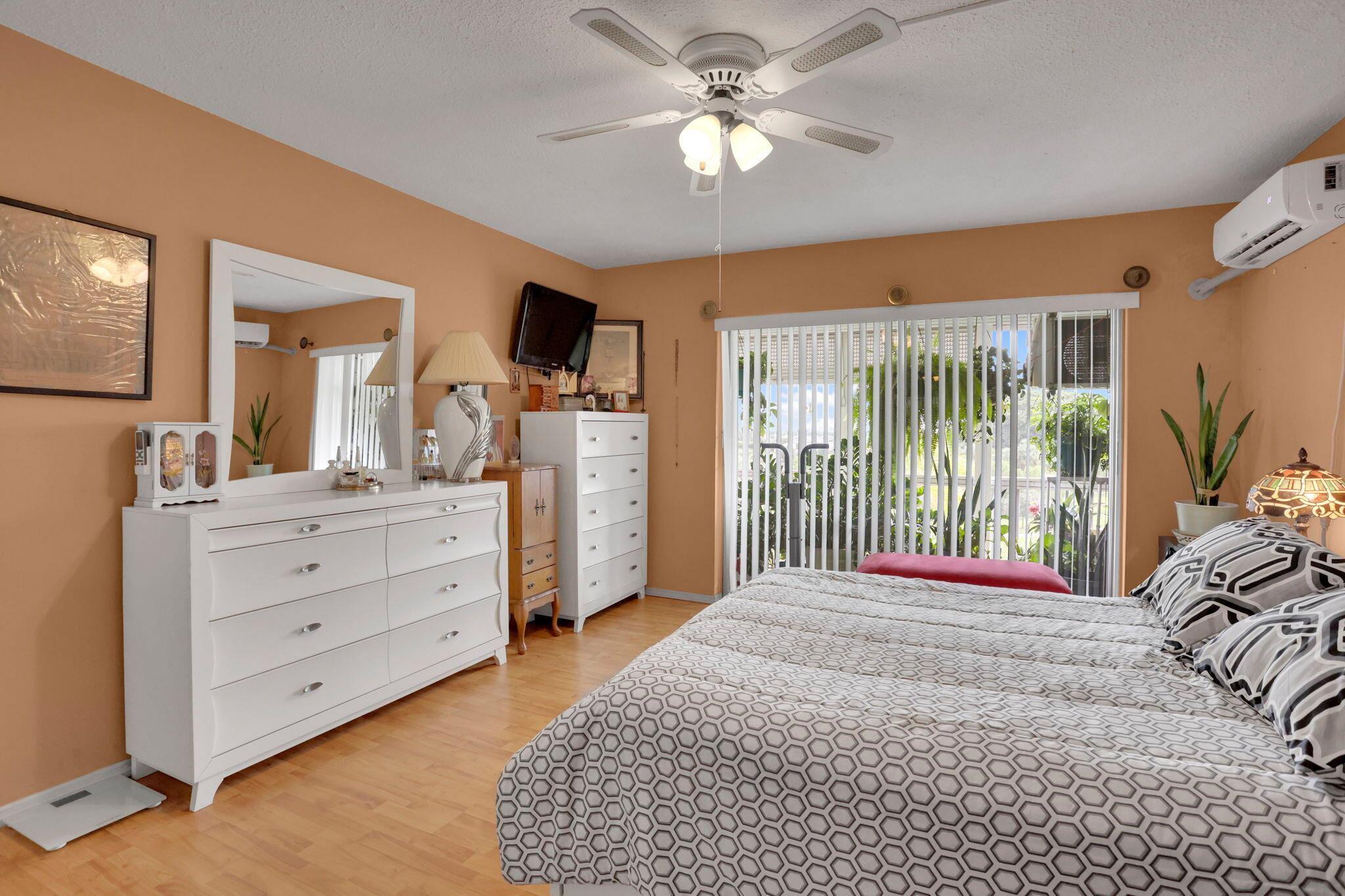 4800 Hillcrest Ln #503 Hollywood, FL 33021