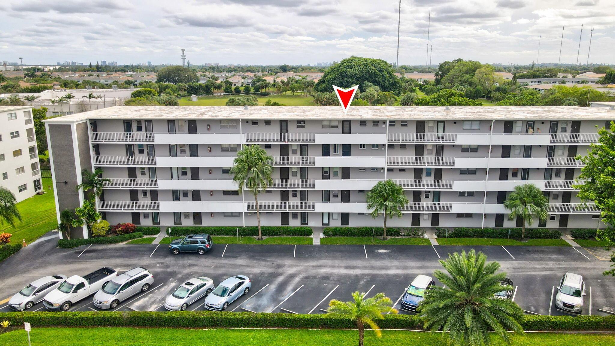 4800 Hillcrest Ln #503 Hollywood, FL 33021