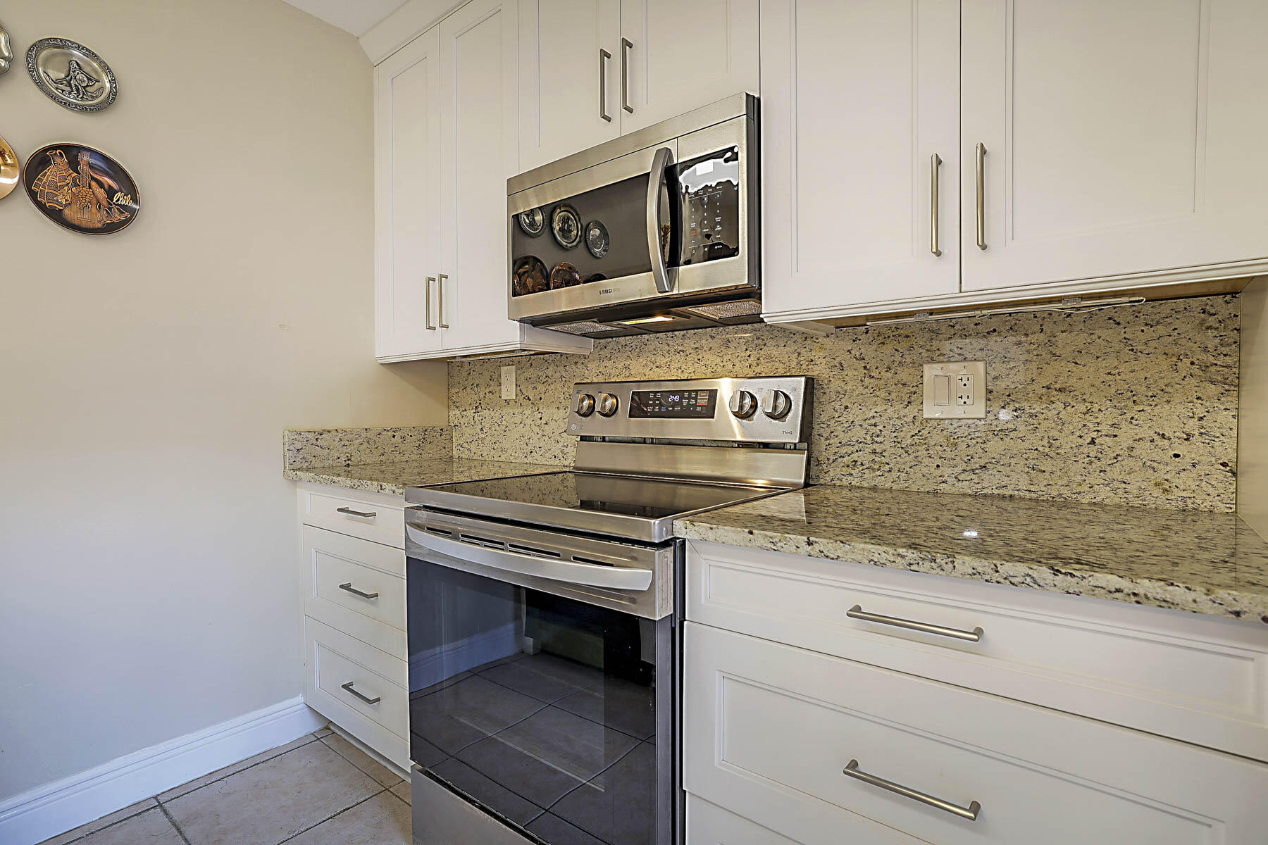 3071 30th Ct Jupiter, FL 33477