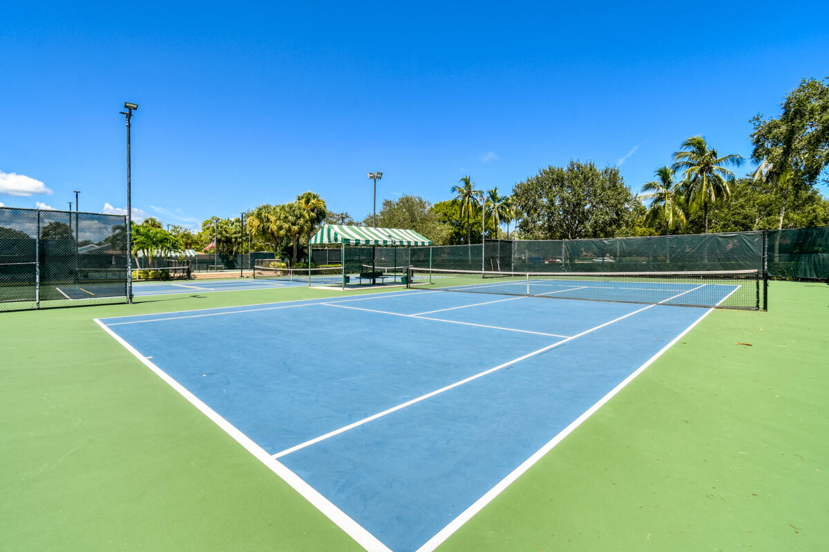 3071 30th Ct Jupiter, FL 33477