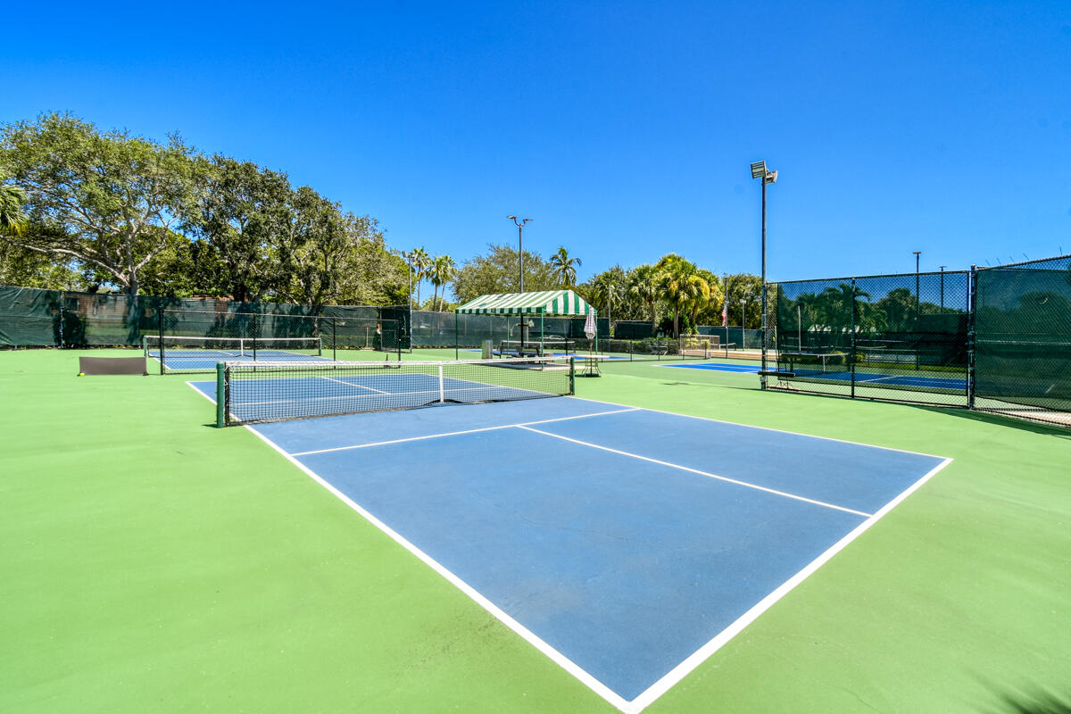 3071 30th Ct Jupiter, FL 33477