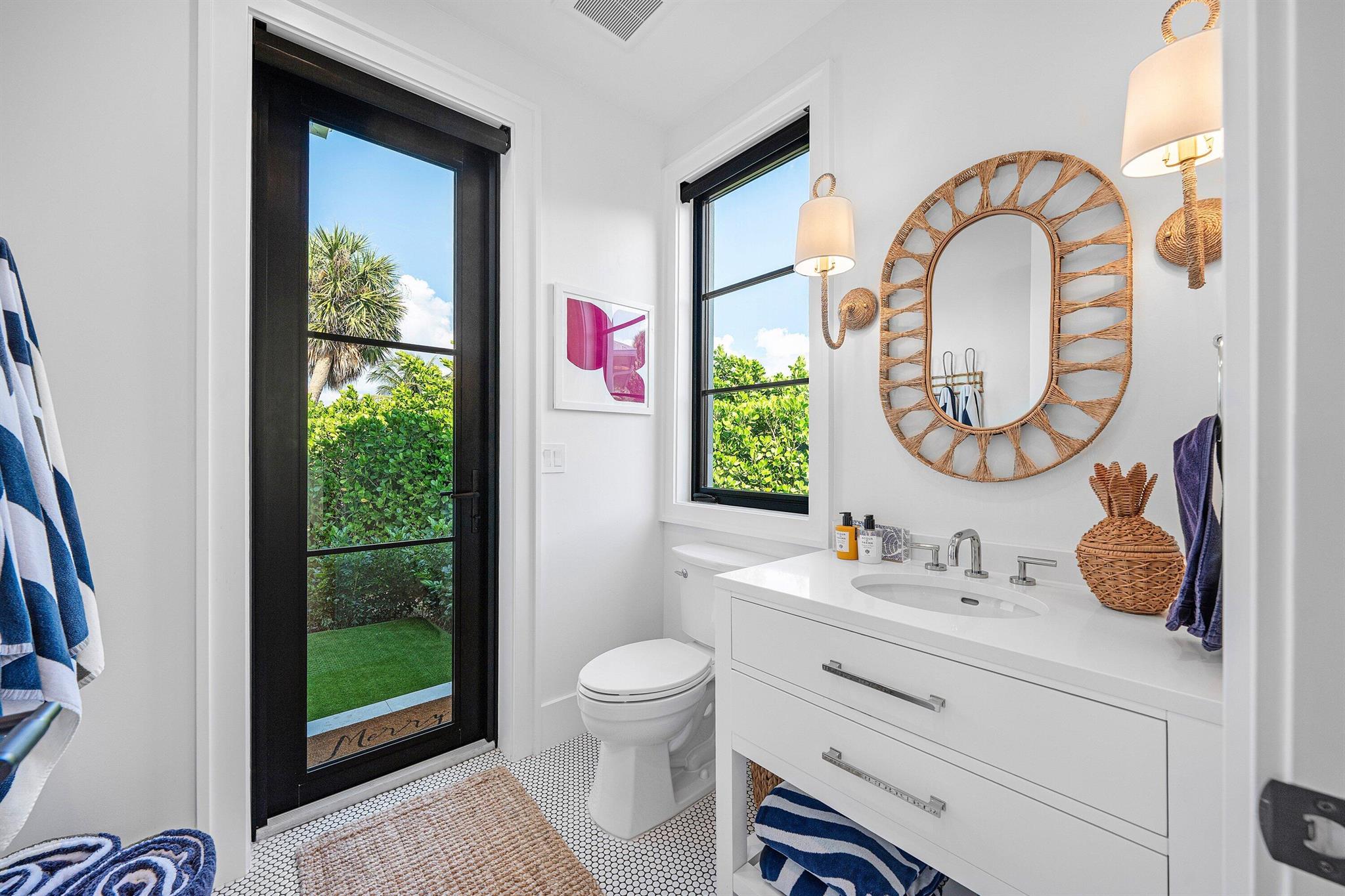 10 Harbour Dr Ocean Ridge, FL 33435