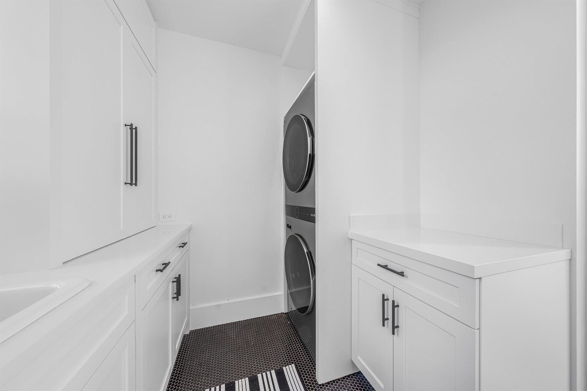 10 Harbour Dr Ocean Ridge, FL 33435