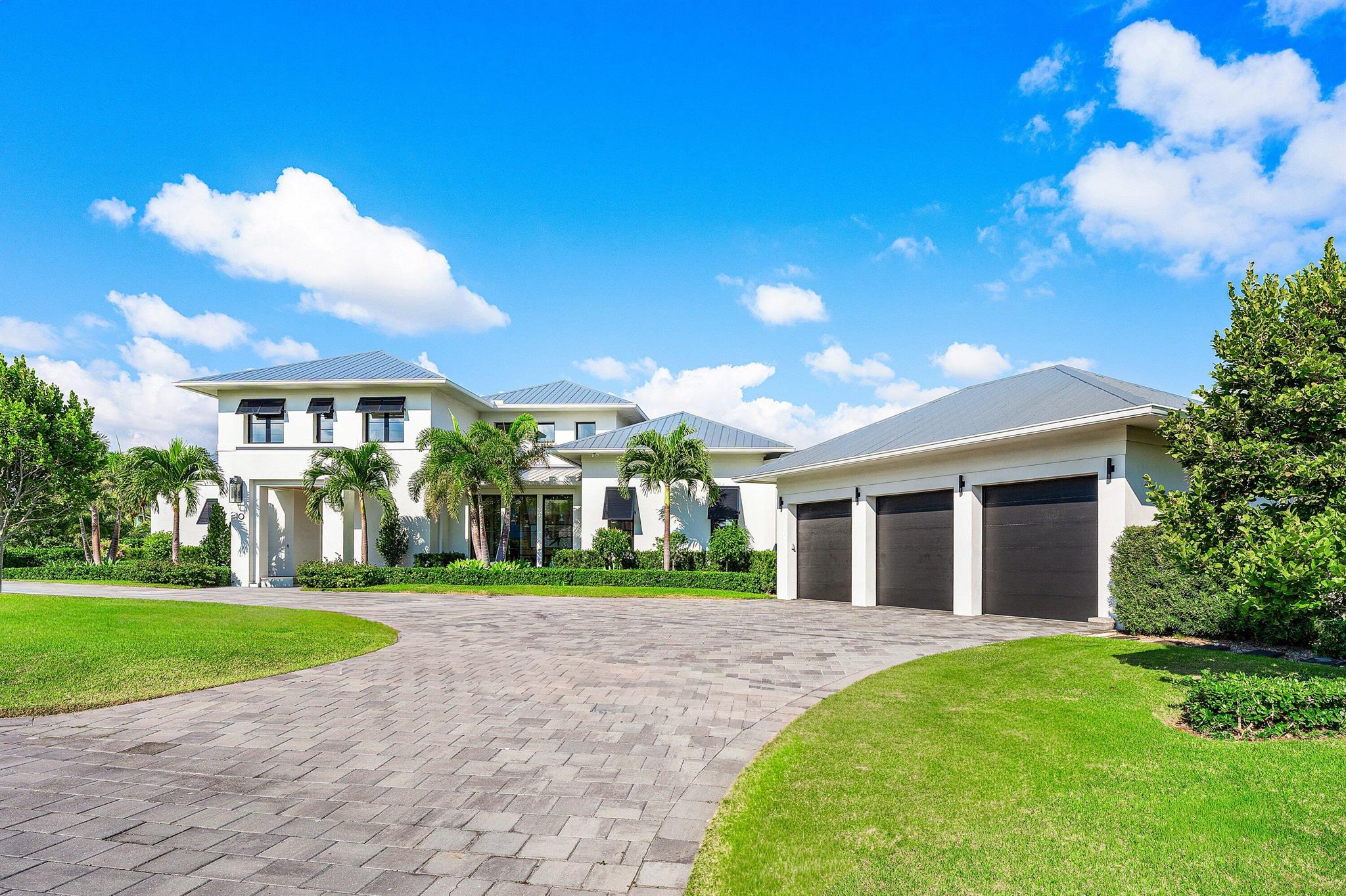 10 Harbour Dr Ocean Ridge, FL 33435