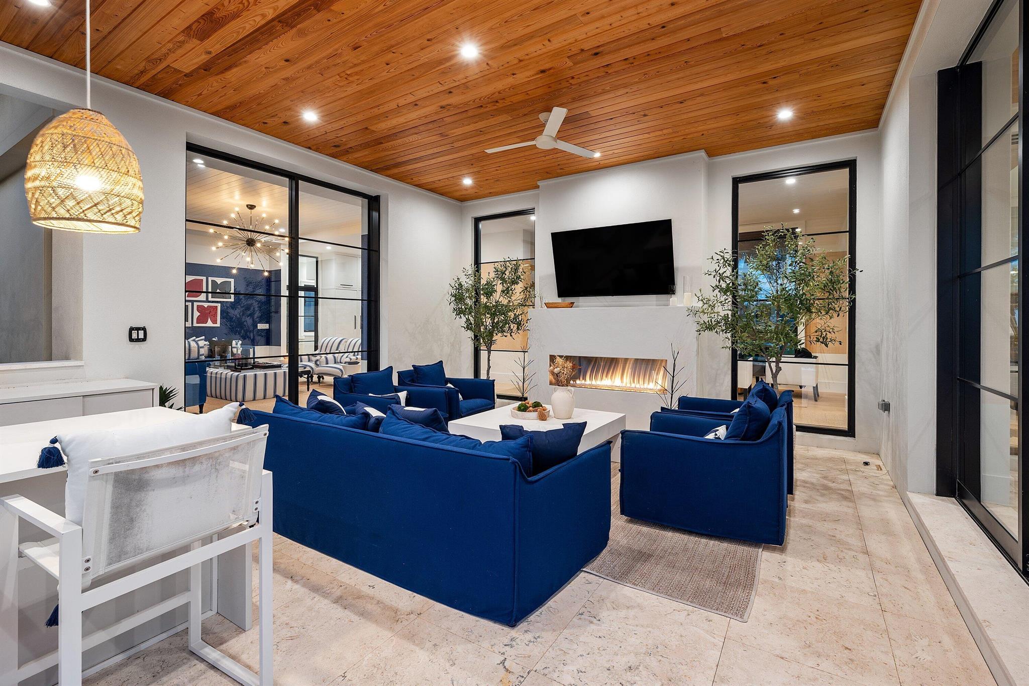 10 Harbour Dr Ocean Ridge, FL 33435