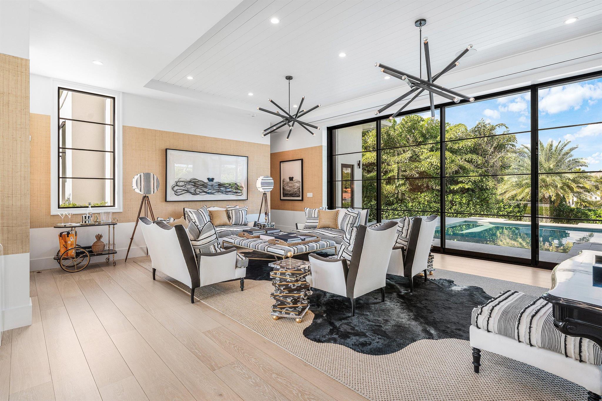 10 Harbour Dr Ocean Ridge, FL 33435