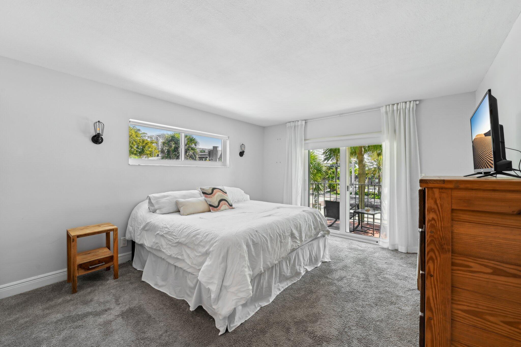 3909 N Ocean Blvd #215 Fort Lauderdale, FL 33308