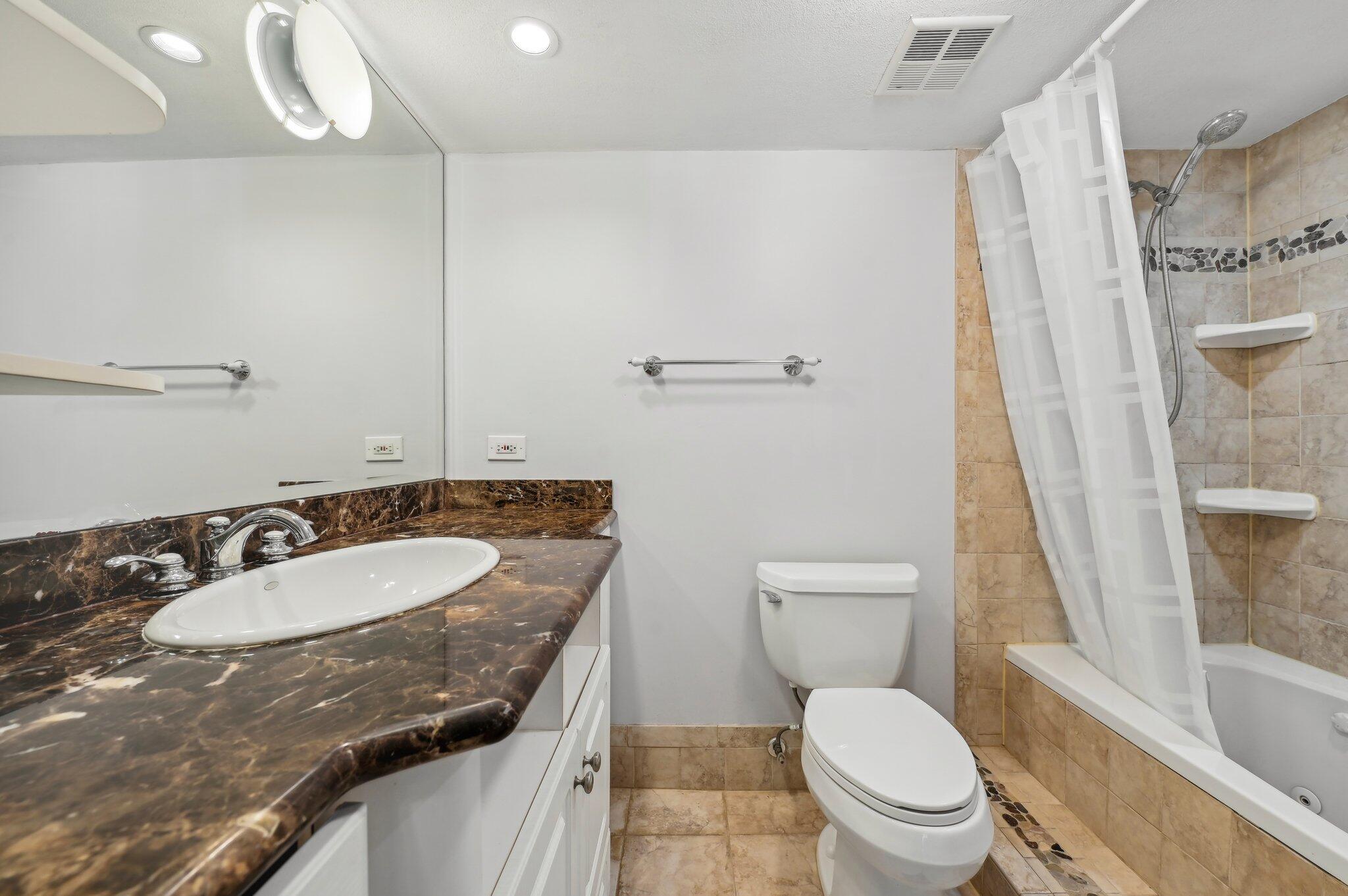 3909 N Ocean Blvd #215 Fort Lauderdale, FL 33308