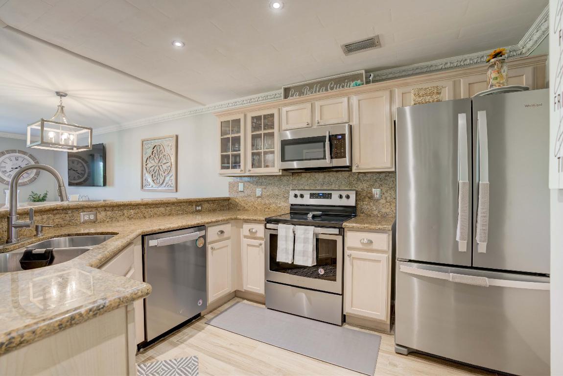 109 Fox Meadow Run Jupiter, FL 33458