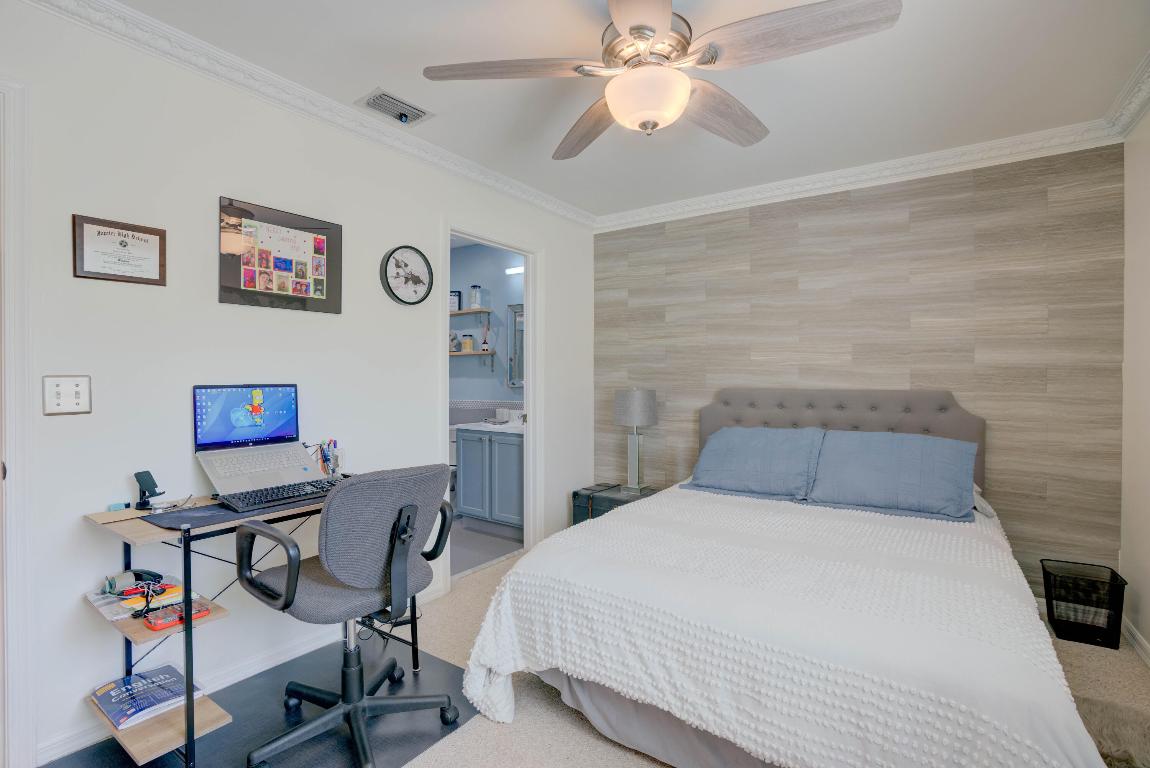 109 Fox Meadow Run Jupiter, FL 33458