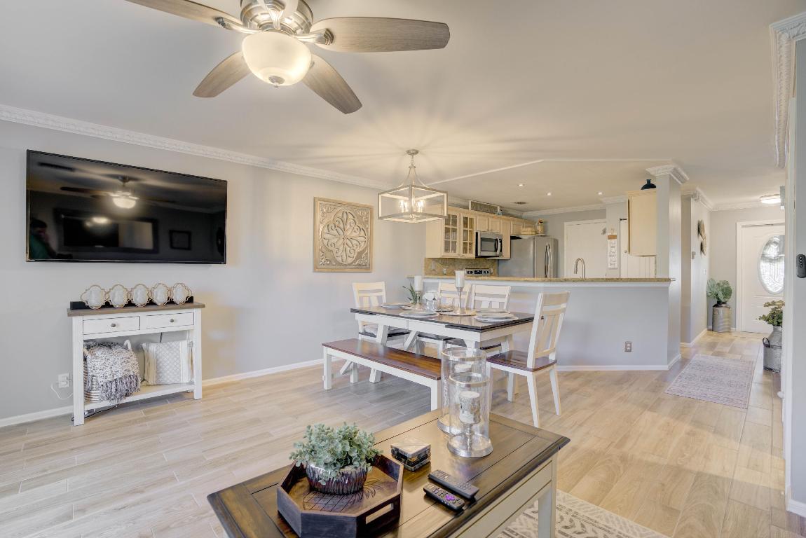 109 Fox Meadow Run Jupiter, FL 33458