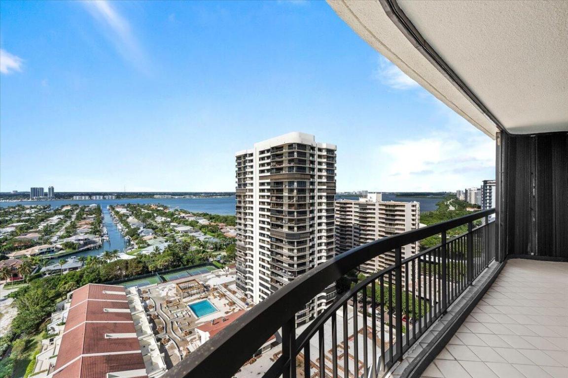 4000 N Ocean Dr #2004 Singer Island, FL 33404