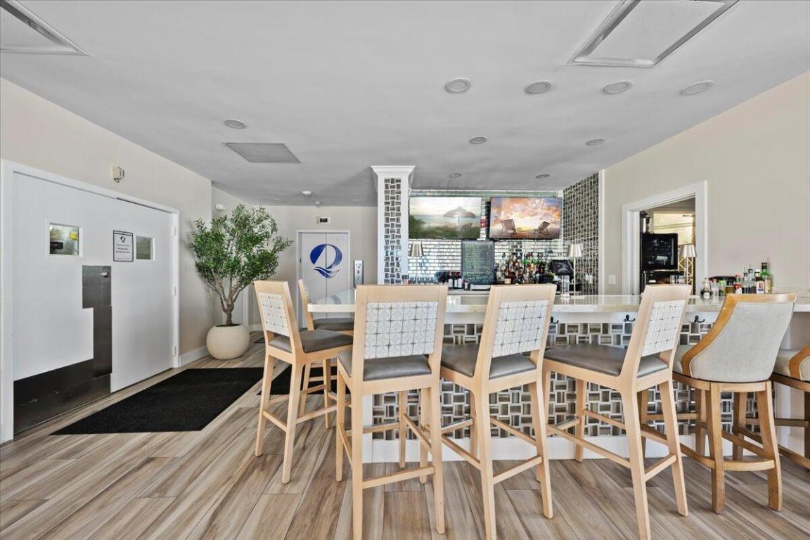 4000 N Ocean Dr #2004 Singer Island, FL 33404