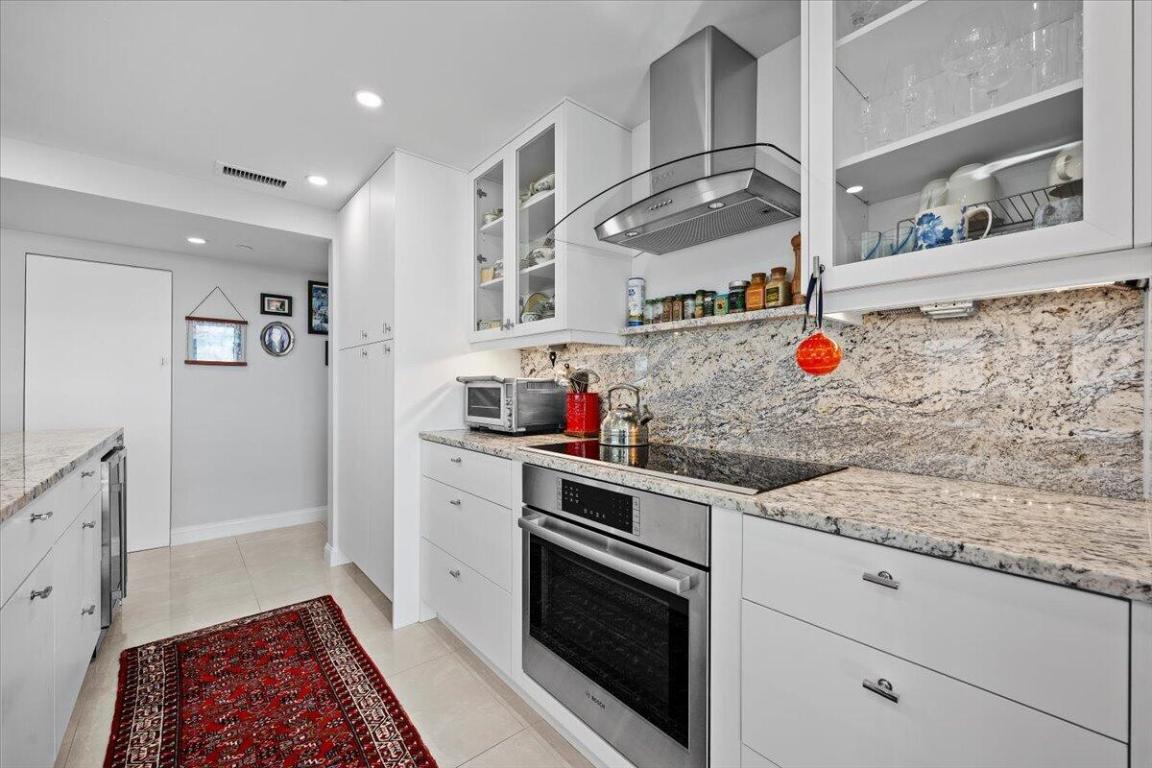 4000 N Ocean Dr #2004 Singer Island, FL 33404