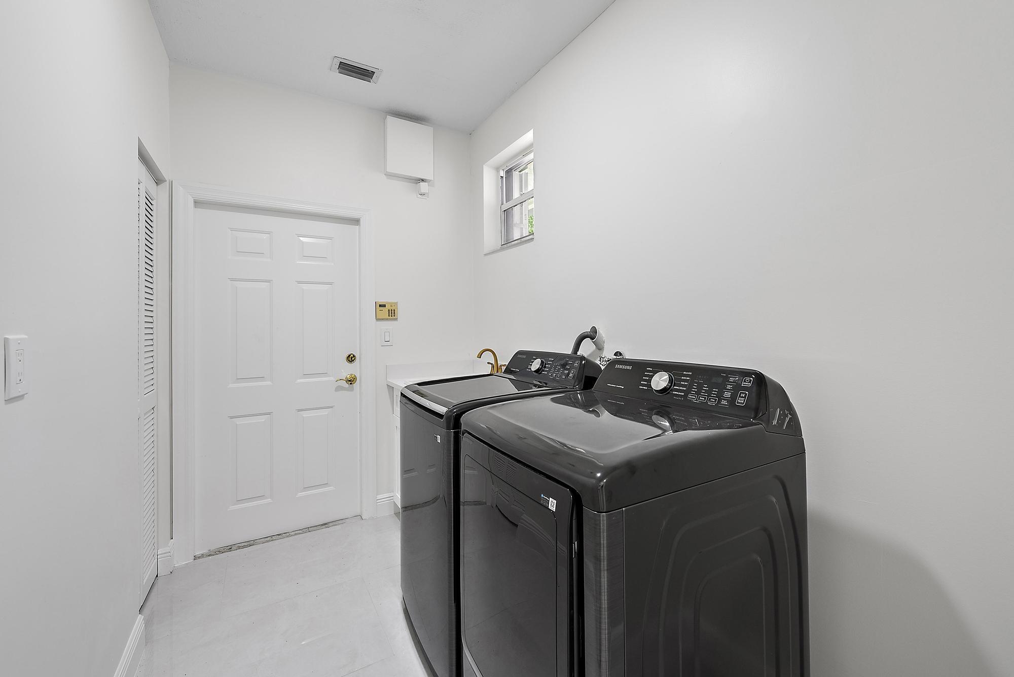 19558 Red Gum Jupiter, FL 33458