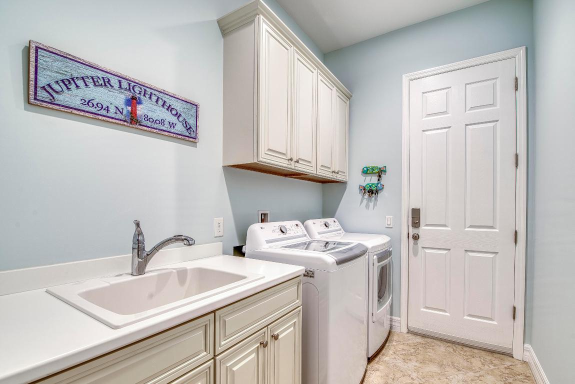 1314 Lamarville Jupiter, FL 33458