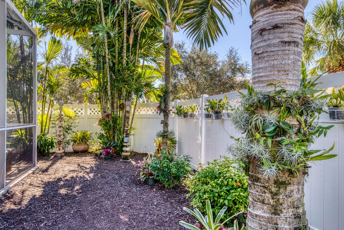 1314 Lamarville Jupiter, FL 33458