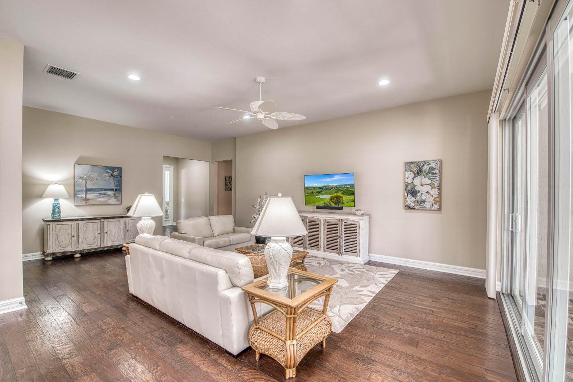 1314 Lamarville Jupiter, FL 33458