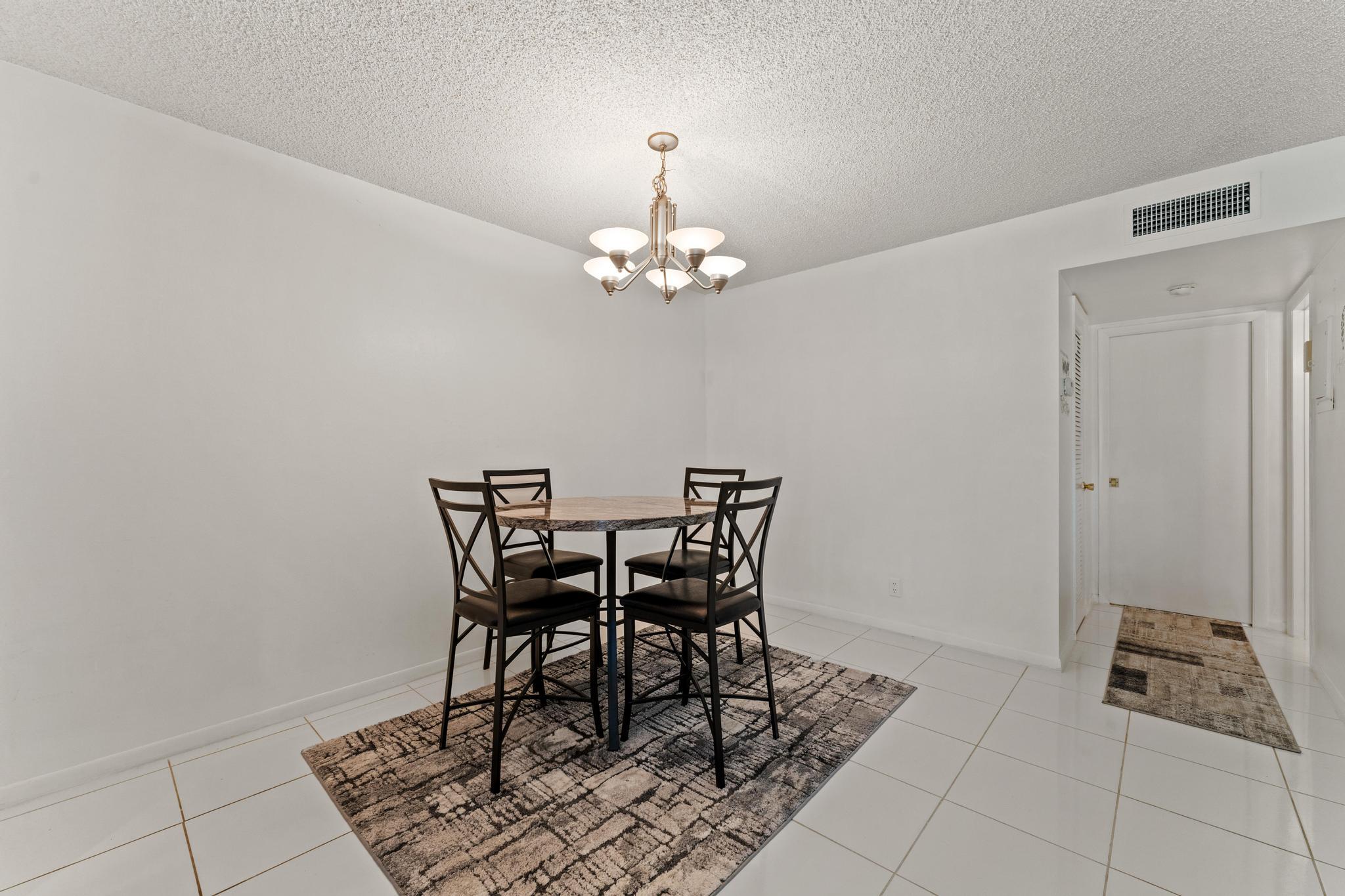 201 Country #B Boynton Beach, FL 33435