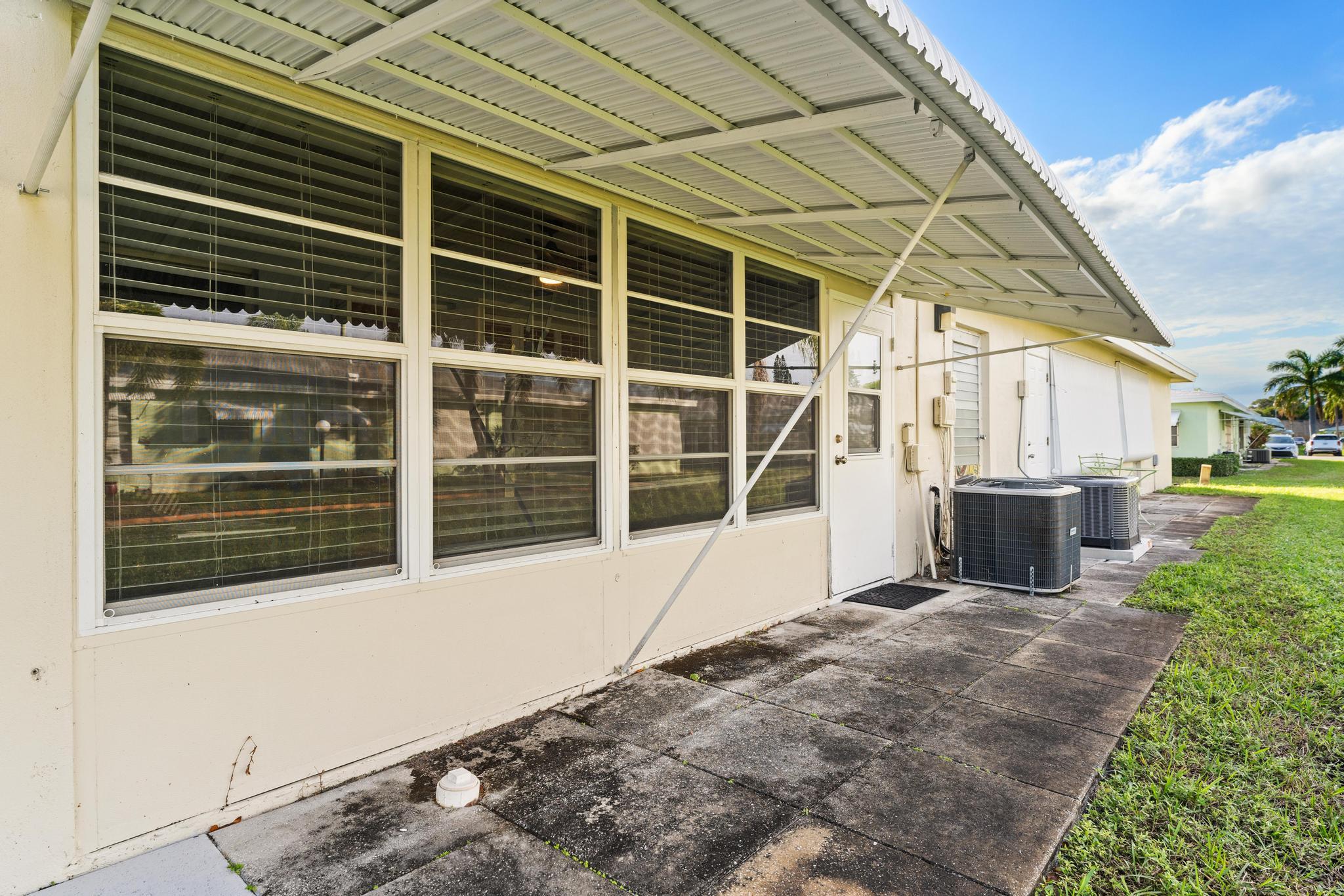 201 Country #B Boynton Beach, FL 33435