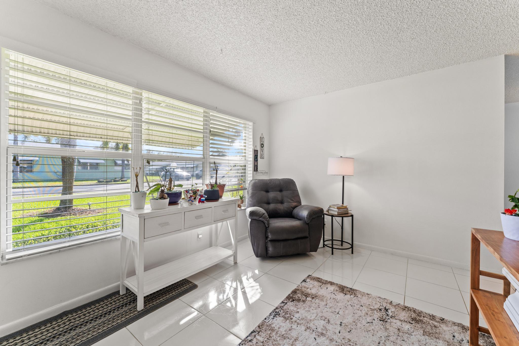 201 Country #B Boynton Beach, FL 33435