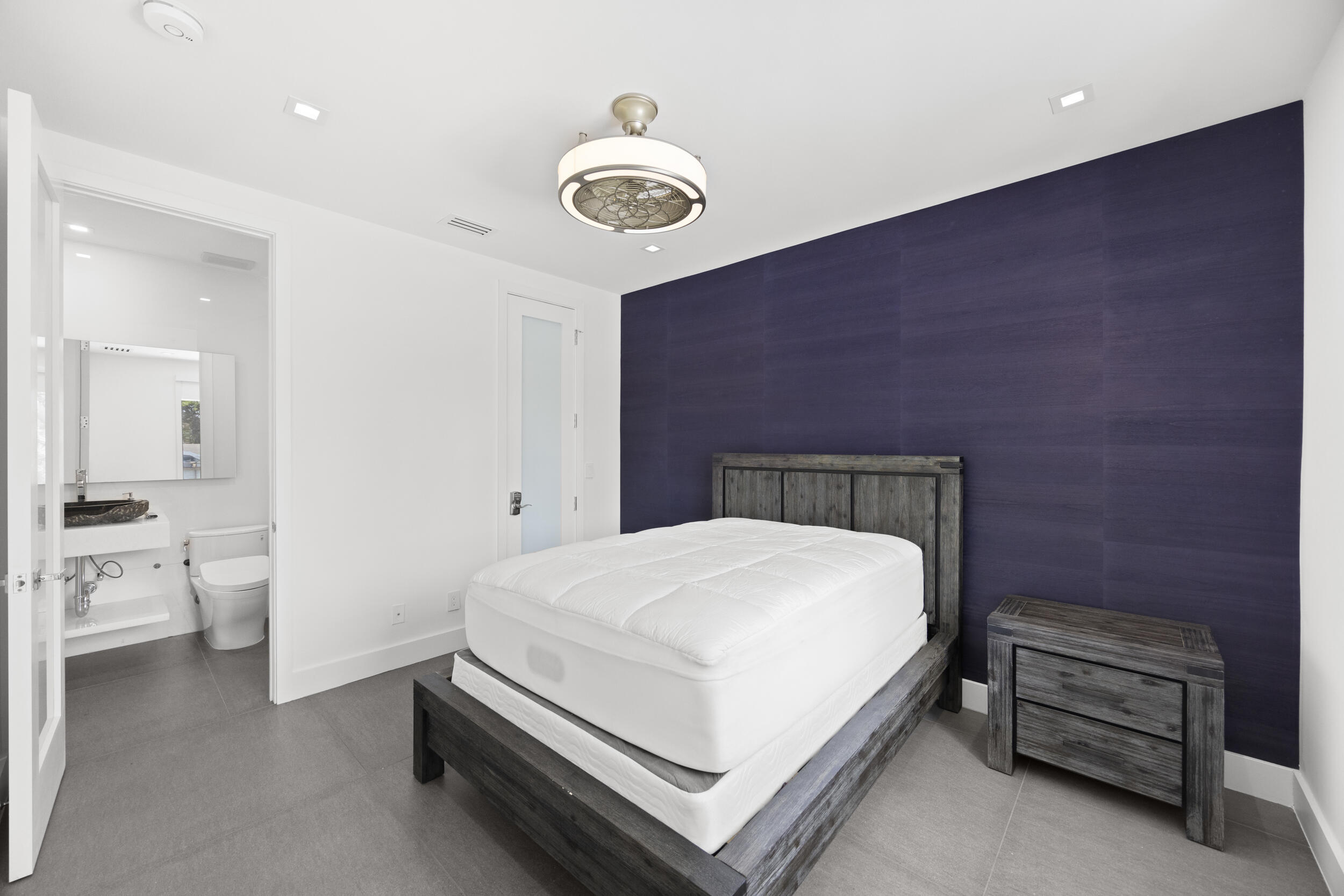 3055 Waterside Boynton Beach, FL 33435