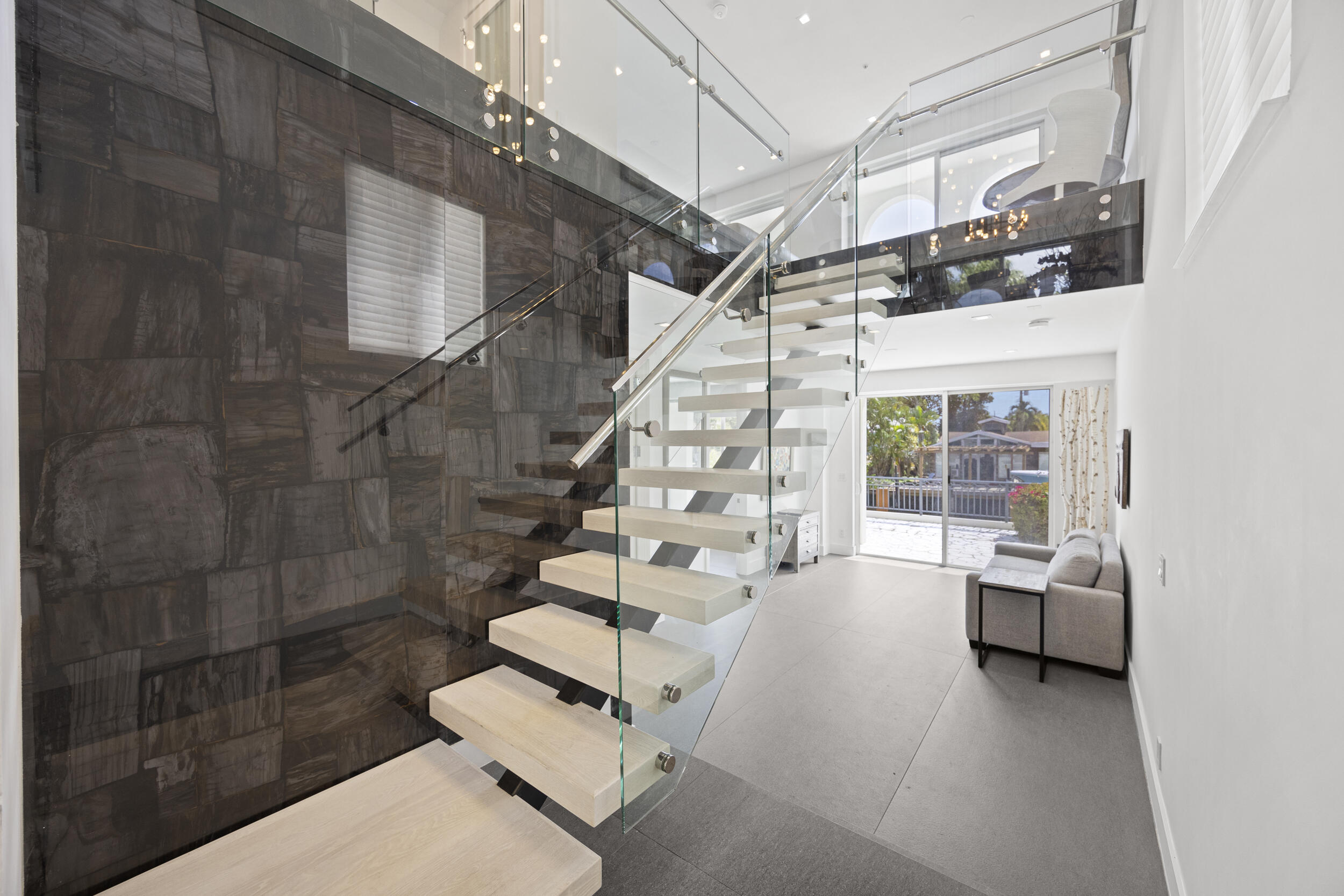 3055 Waterside Boynton Beach, FL 33435